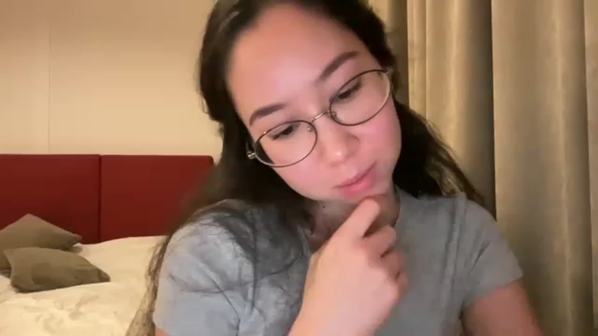 Gallery image thumbnail from cute_asian69's myfreecams stream on, 04/23/2023, 01:25 image 13 of 20