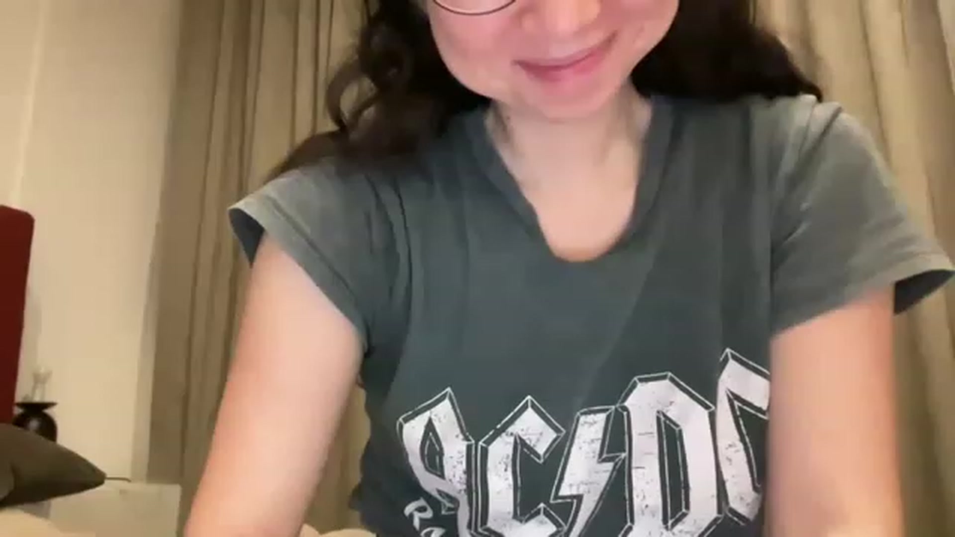 Gallery image thumbnail from cute_asian69's myfreecams stream on, 04/25/2023, 24:51 image 5 of 20