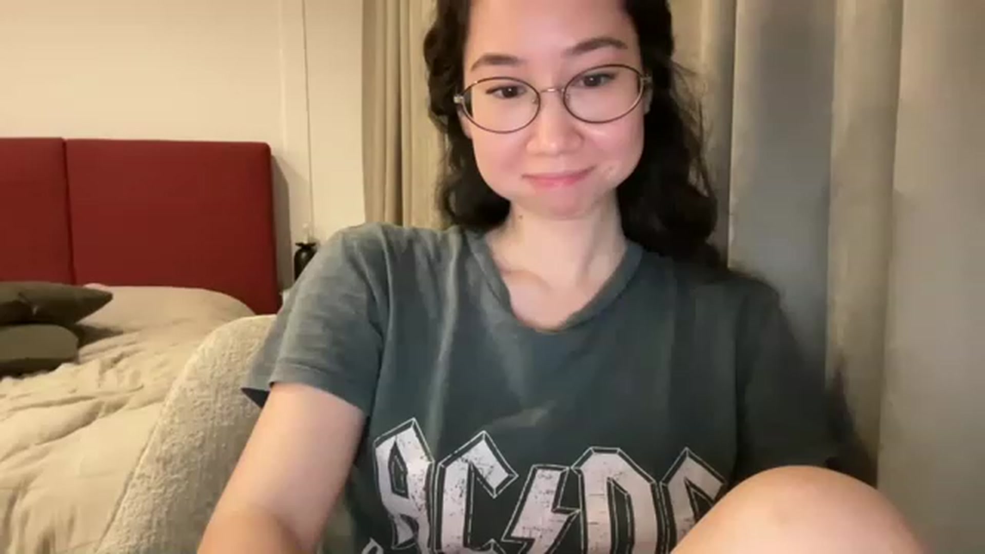 Gallery image thumbnail from cute_asian69's myfreecams stream on, 04/25/2023, 01:15 image 12 of 20