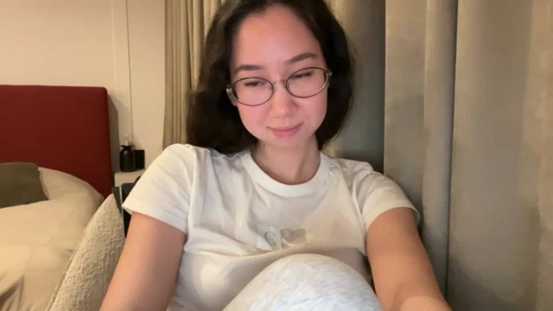 Gallery image thumbnail from cute_asian69's myfreecams stream on, 04/29/2023, 01:28 image 4 of 20