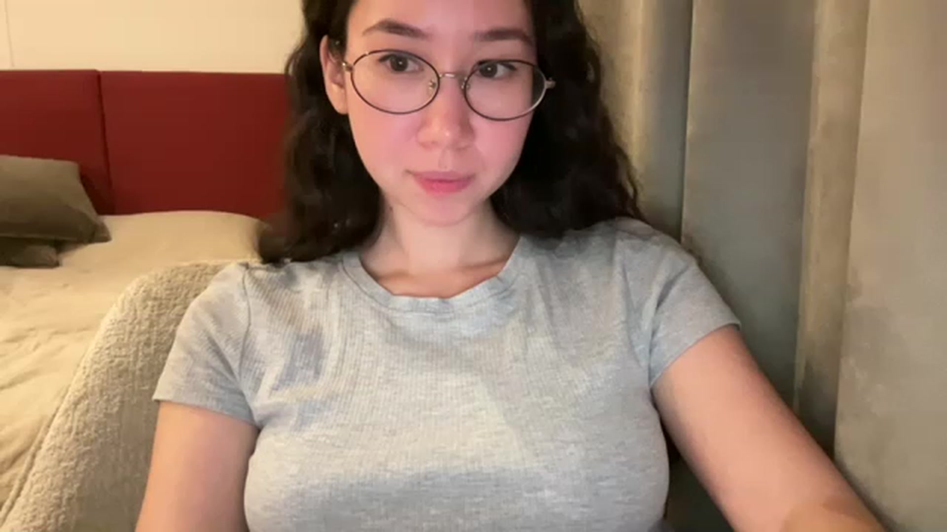 Gallery image thumbnail from cute_asian69's myfreecams stream on, 04/30/2023, 01:16 image 15 of 20