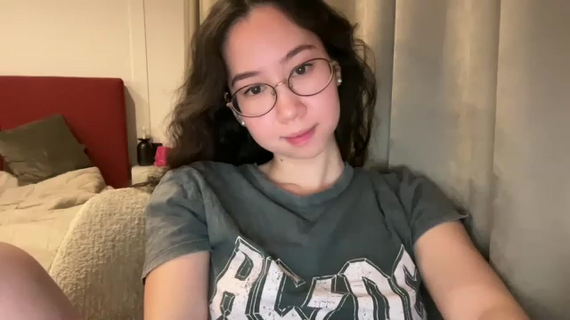 Gallery image thumbnail from cute_asian69's myfreecams stream on, 05/01/2023, 01:13 image 10 of 20