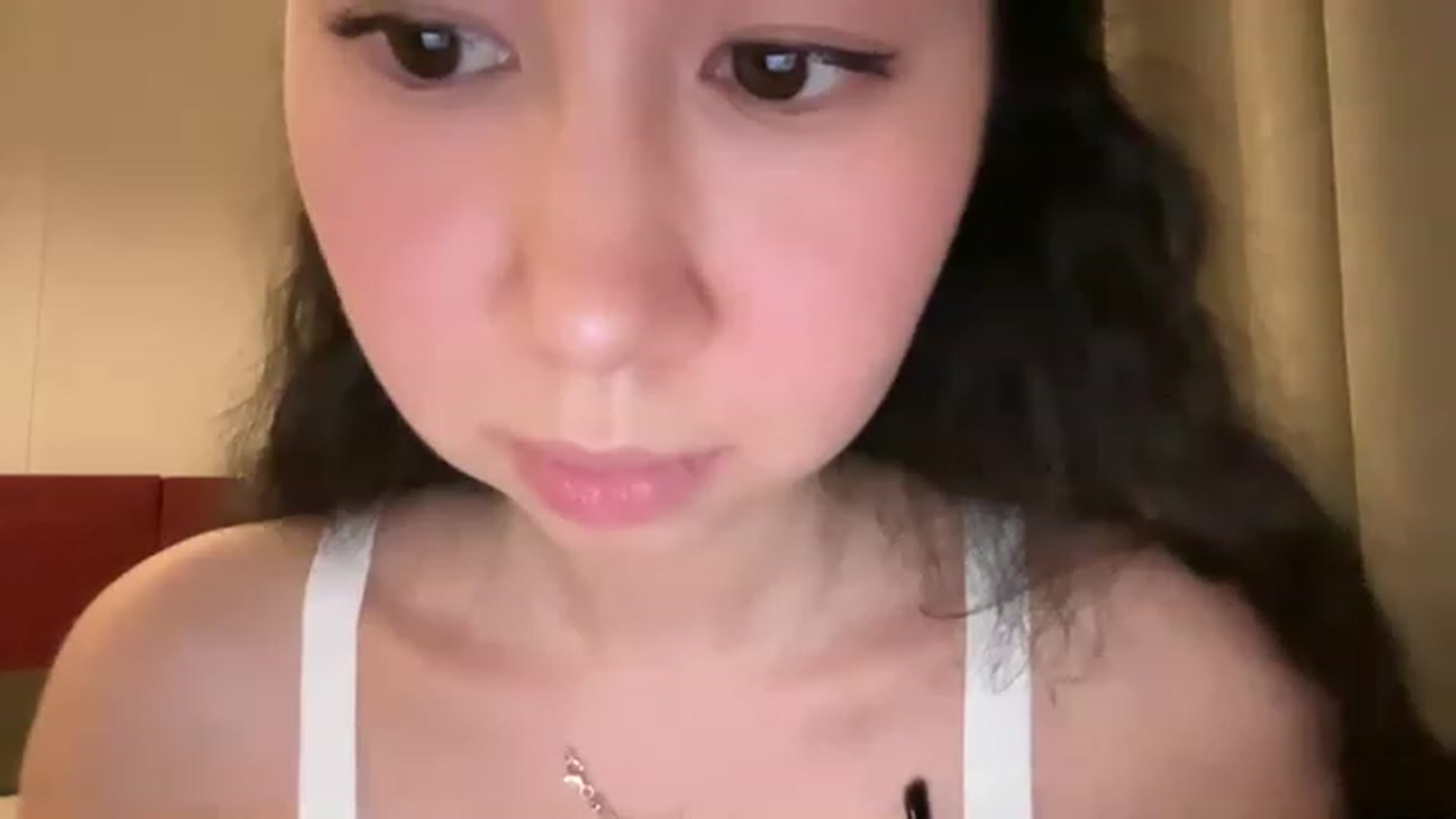 Gallery image thumbnail from cute_asian69's myfreecams stream on, 05/04/2023, 22:37 image 15 of 20