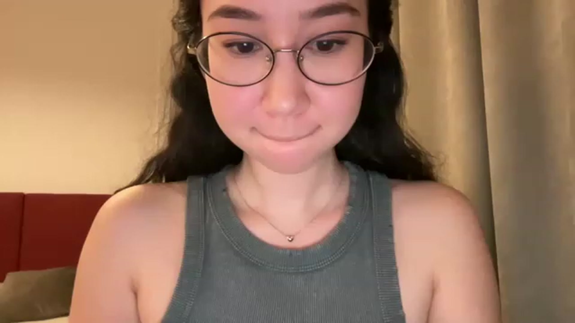 Gallery image thumbnail from cute_asian69's myfreecams stream on, 05/09/2023, 24:47 image 13 of 20