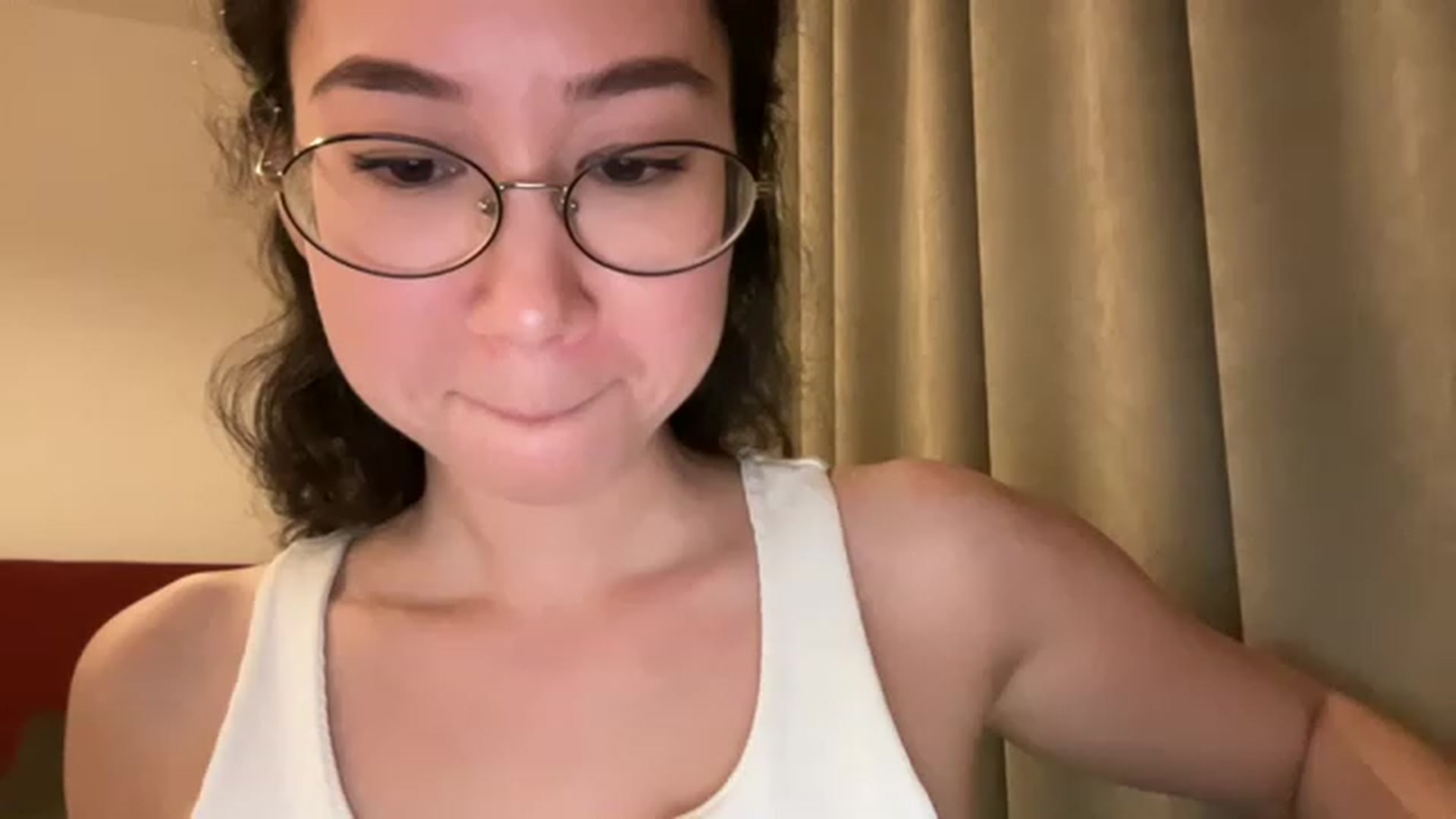 Gallery image thumbnail from cute_asian69's myfreecams stream on, 05/15/2023, 22:06 image 19 of 20