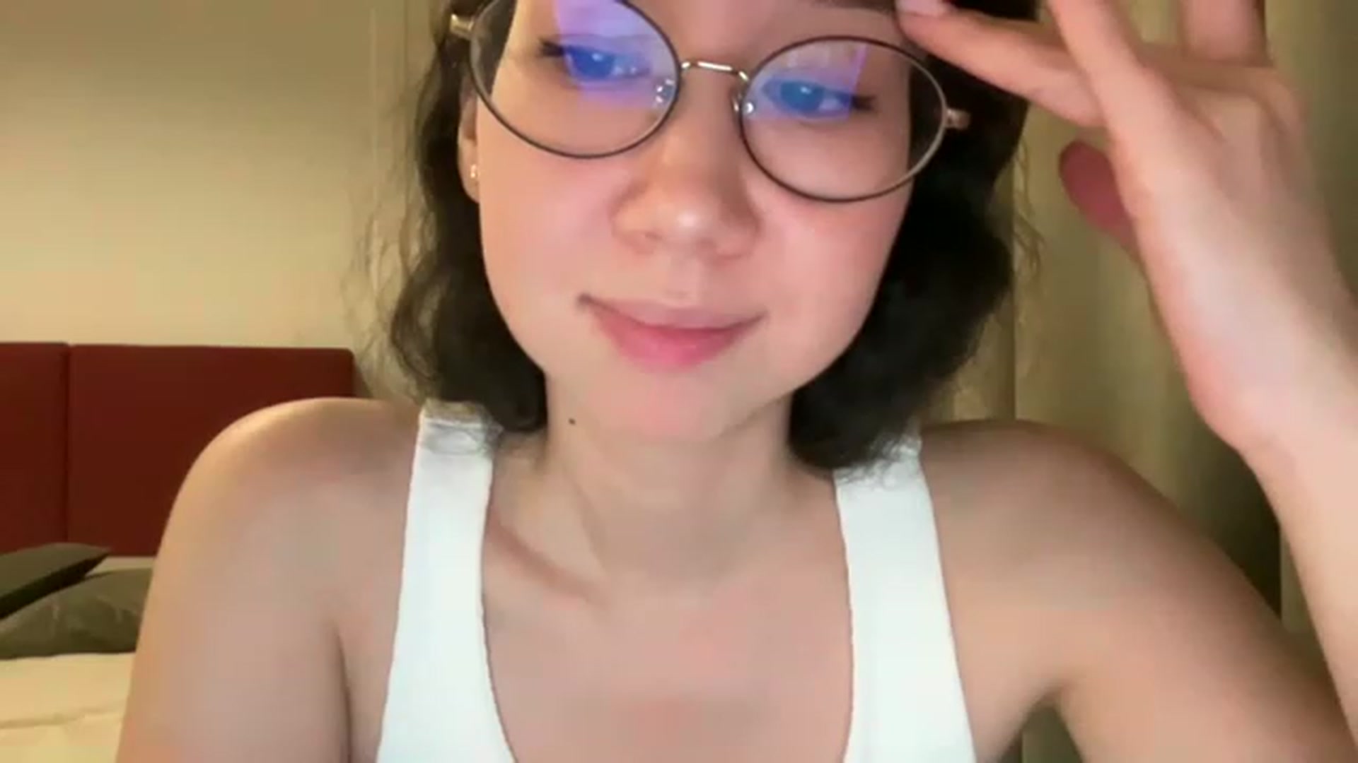 Gallery image thumbnail from cute_asian69's myfreecams stream on, 05/16/2023, 24:52 image 5 of 20