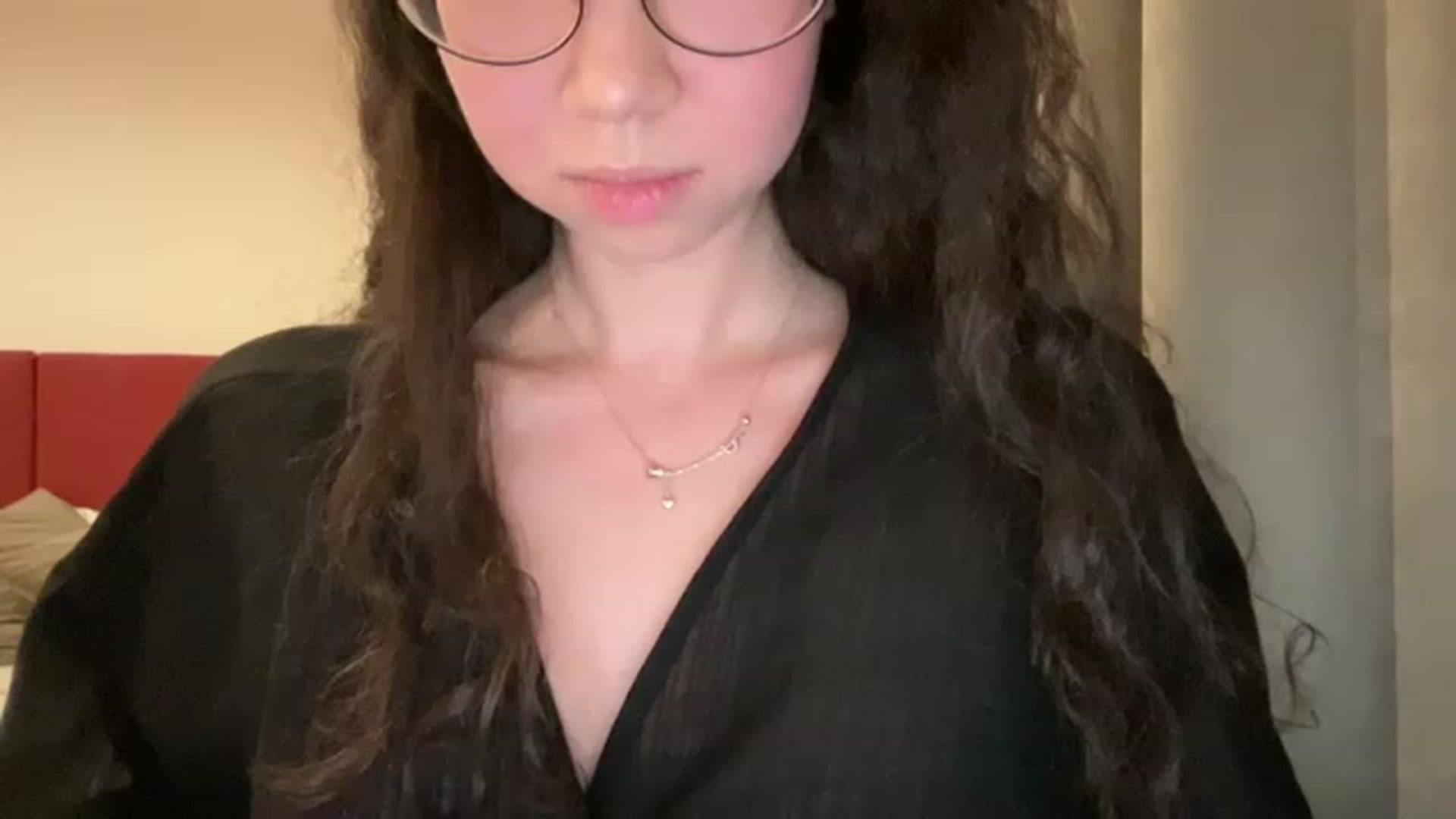 Gallery image thumbnail from cute_asian69's myfreecams stream on, 05/18/2023, 22:36 image 9 of 20