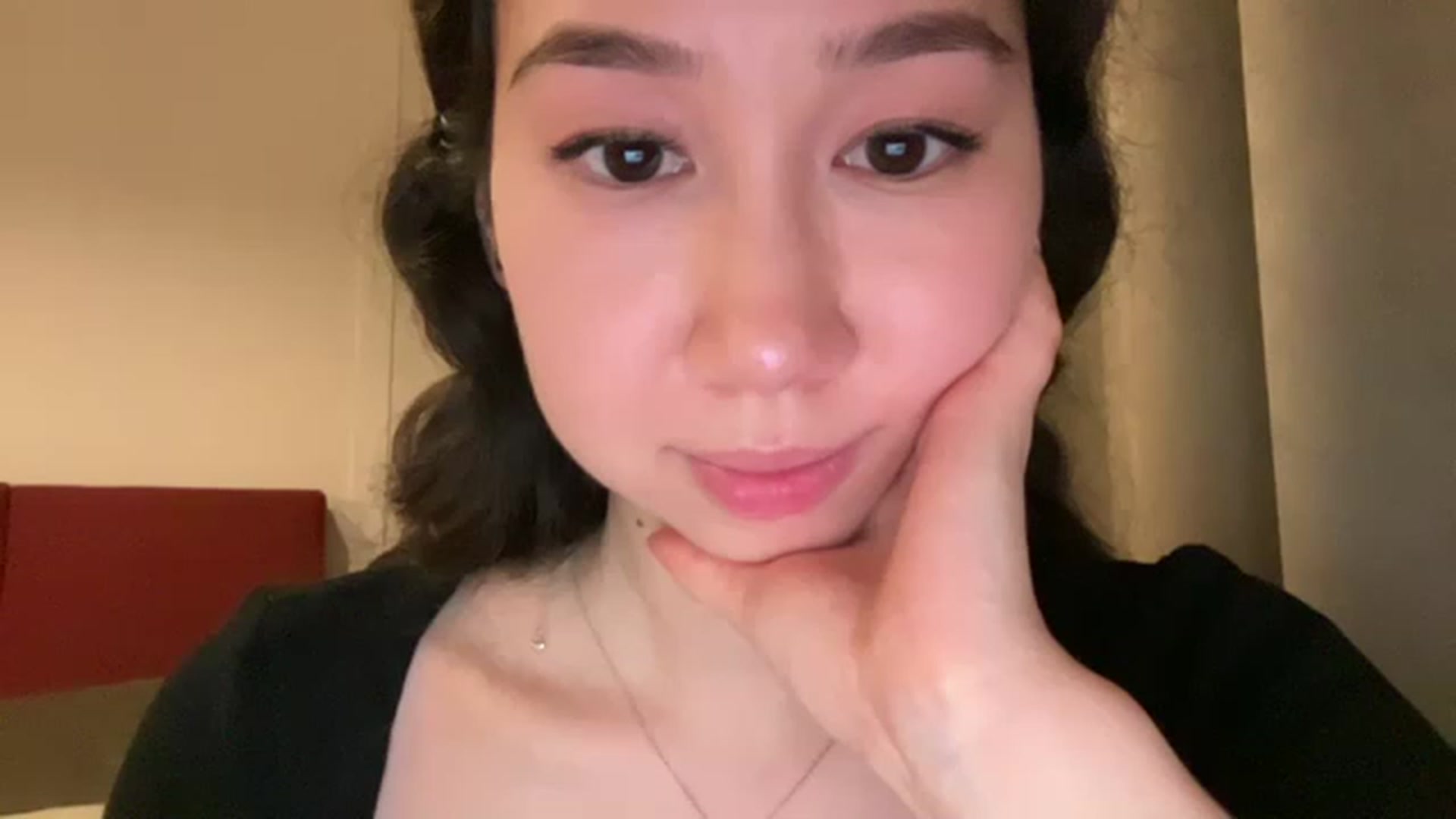 Gallery image thumbnail from cute_asian69's myfreecams stream on, 05/19/2023, 23:19 image 9 of 20