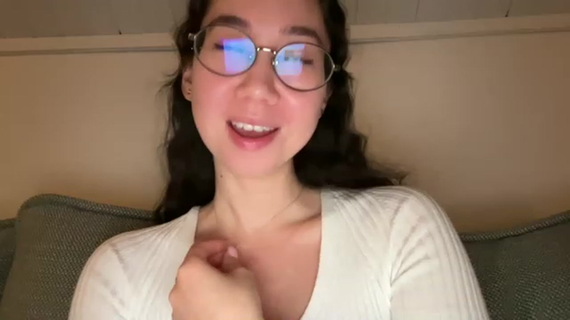 Gallery image thumbnail from cute_asian69's myfreecams stream on, 05/27/2023, 23:10 image 14 of 20