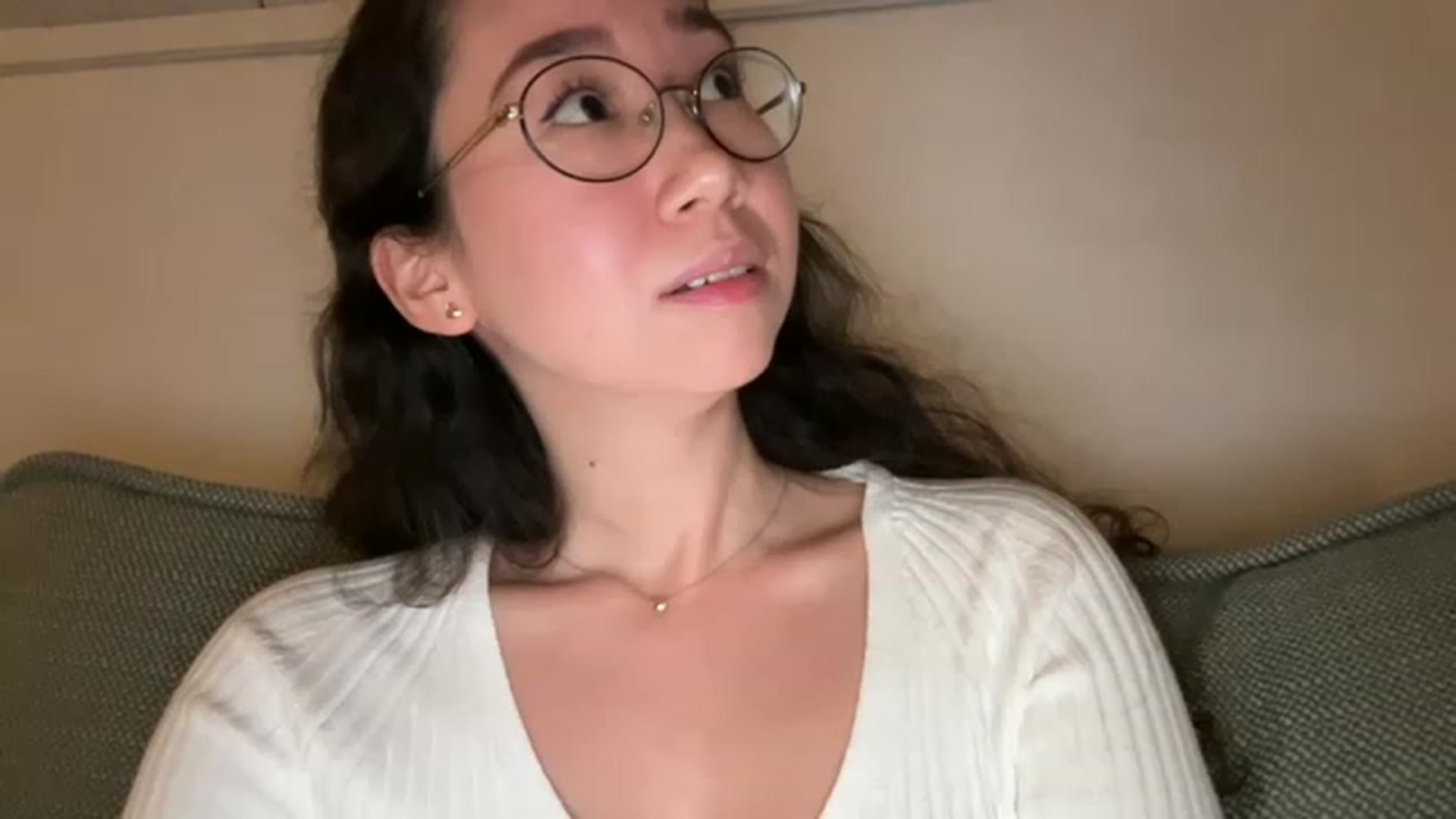 Gallery image thumbnail from cute_asian69's myfreecams stream on, 05/27/2023, 23:10 image 8 of 20