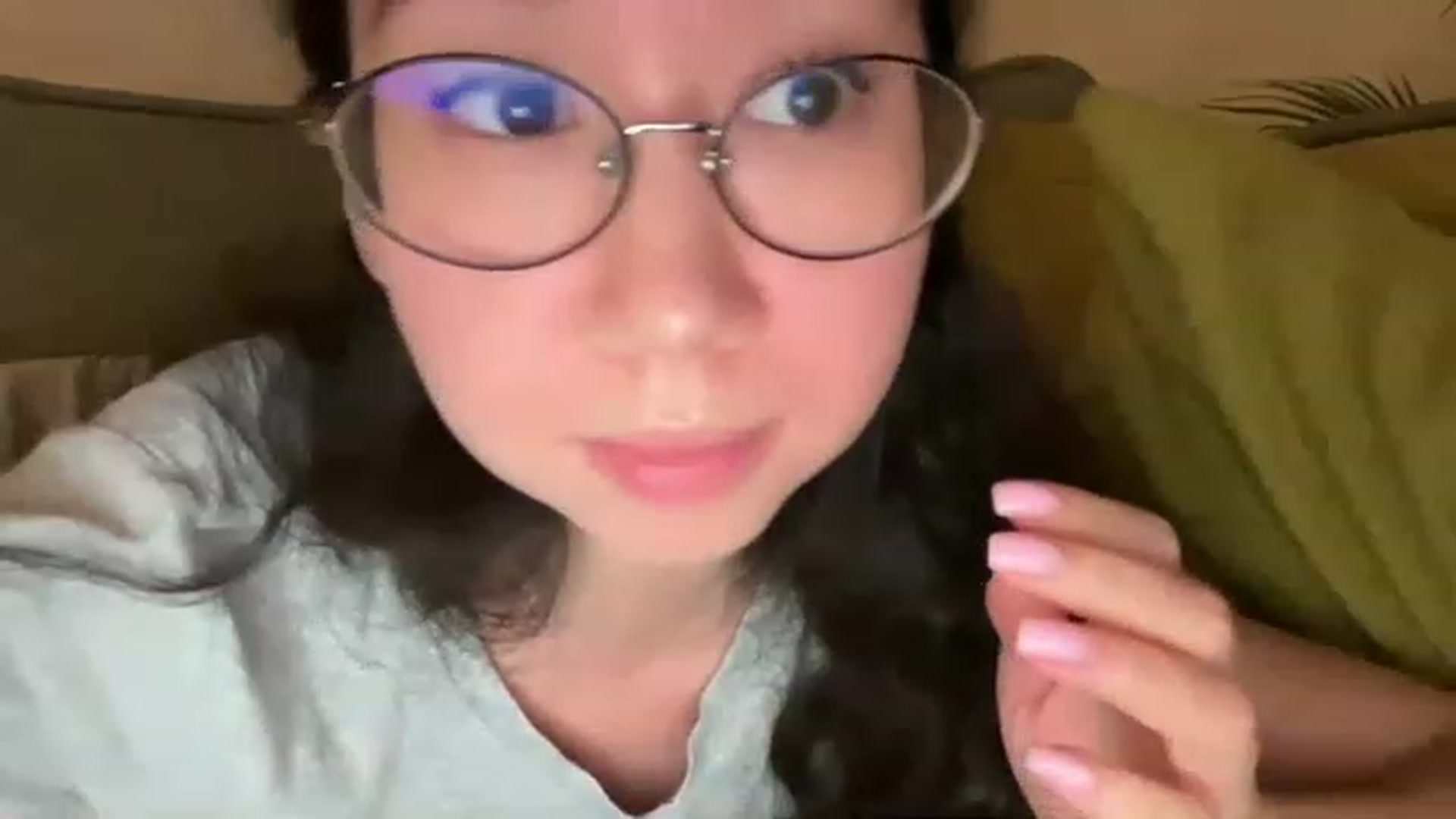 Gallery image thumbnail from cute_asian69's myfreecams stream on, 05/29/2023, 01:03 image 19 of 20