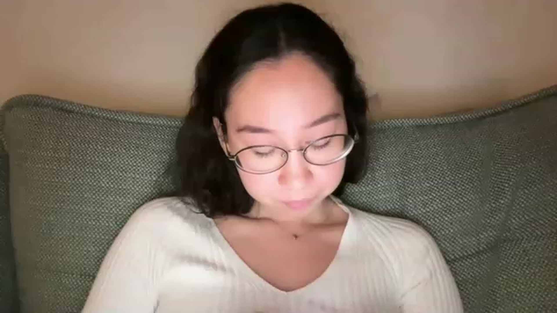 Gallery image thumbnail from cute_asian69's myfreecams stream on, 05/31/2023, 24:16 image 15 of 20