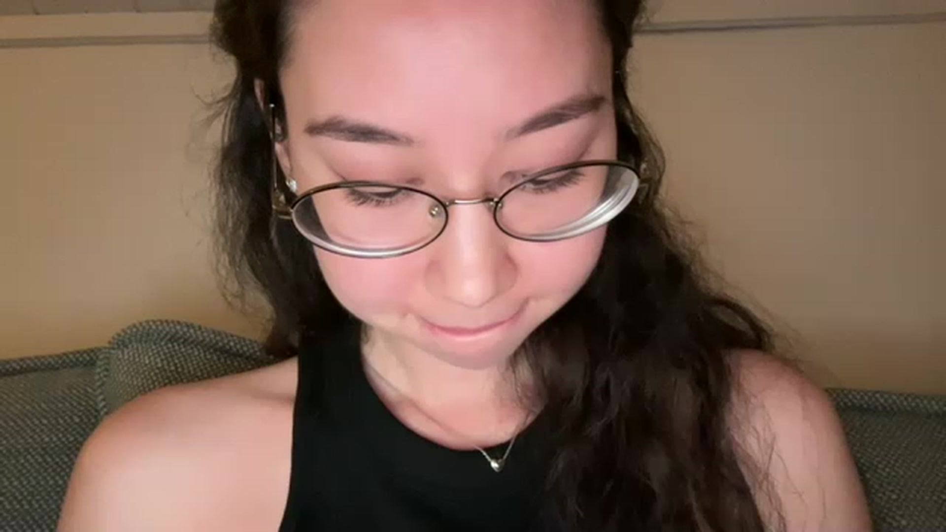 Gallery image thumbnail from cute_asian69's myfreecams stream on, 06/07/2023, 22:19 image 7 of 20