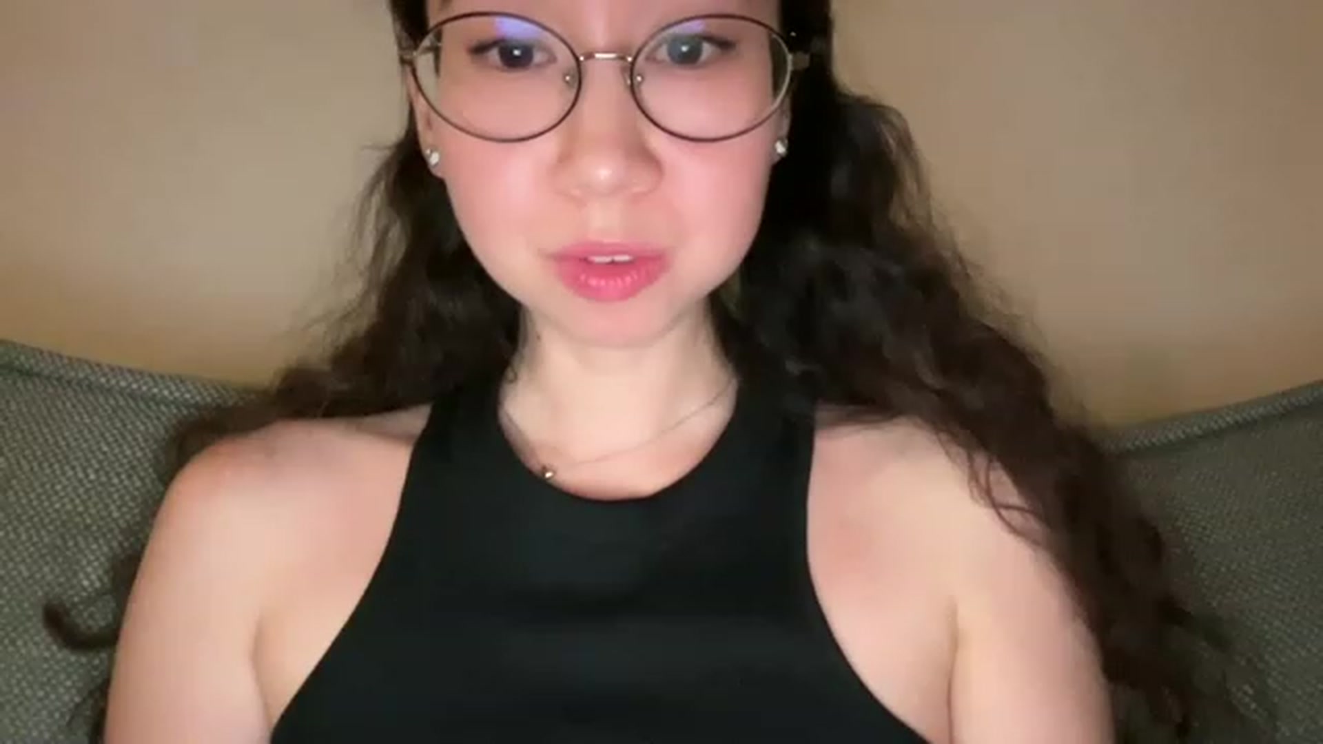 Gallery image thumbnail from cute_asian69's myfreecams stream on, 06/07/2023, 22:19 image 13 of 20