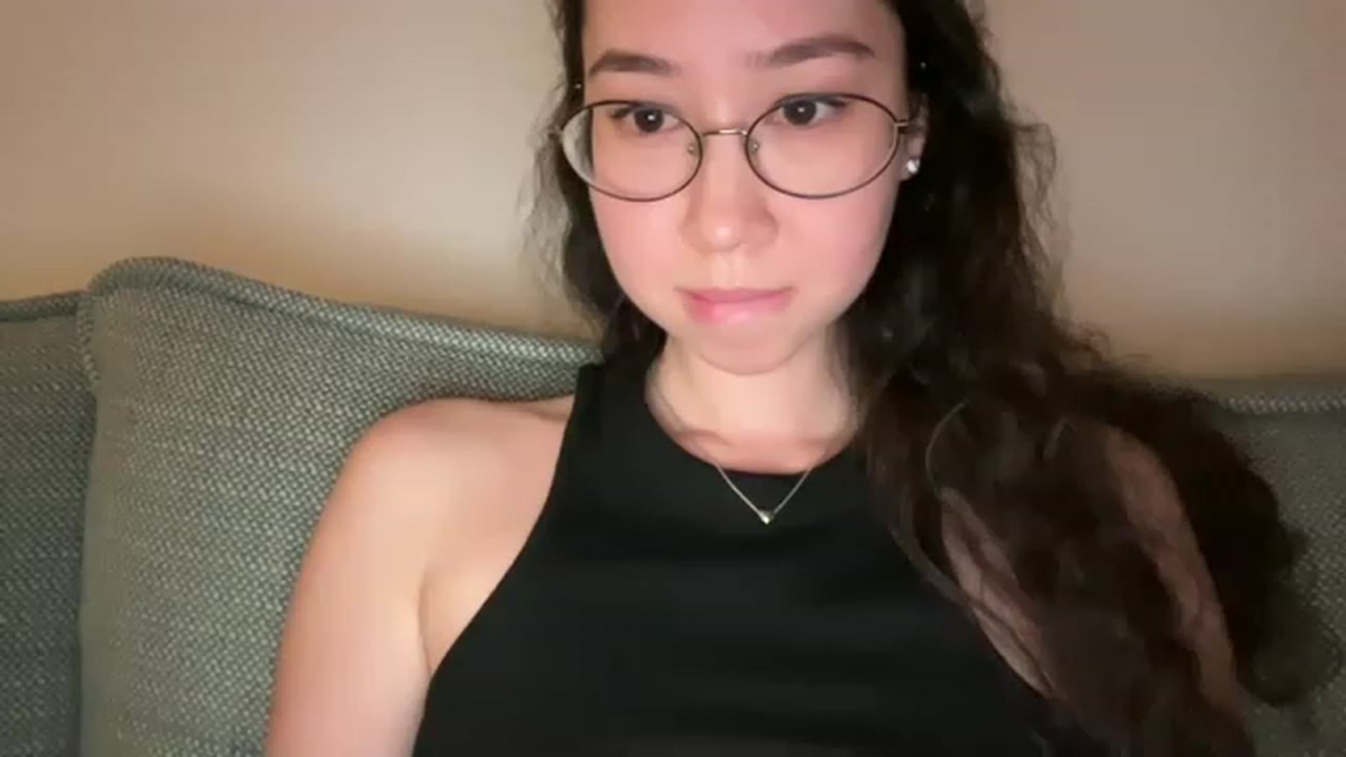 Gallery image thumbnail from cute_asian69's myfreecams stream on, 06/07/2023, 22:19 image 1 of 20