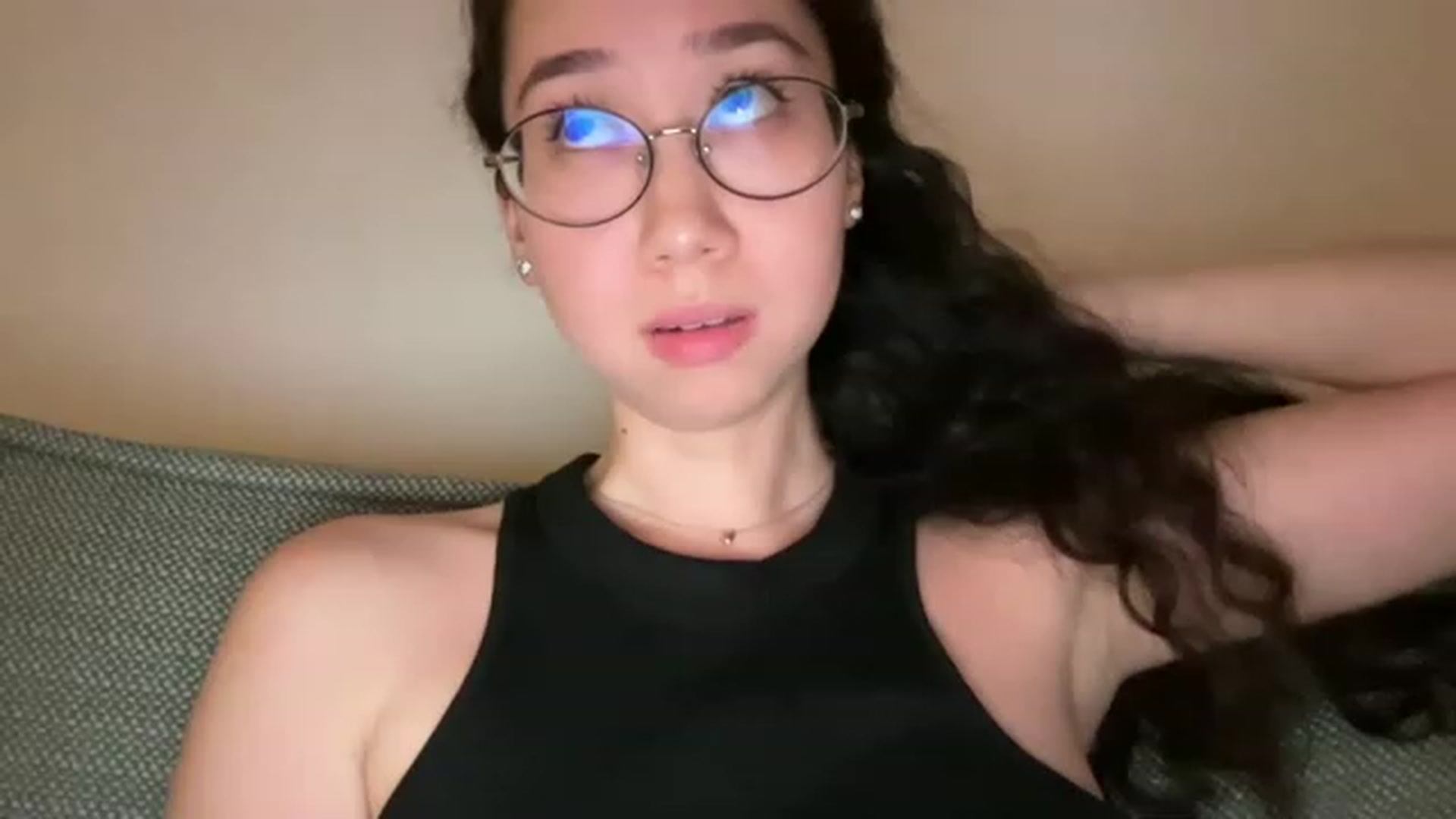 Gallery image thumbnail from cute_asian69's myfreecams stream on, 06/07/2023, 22:19 image 18 of 20