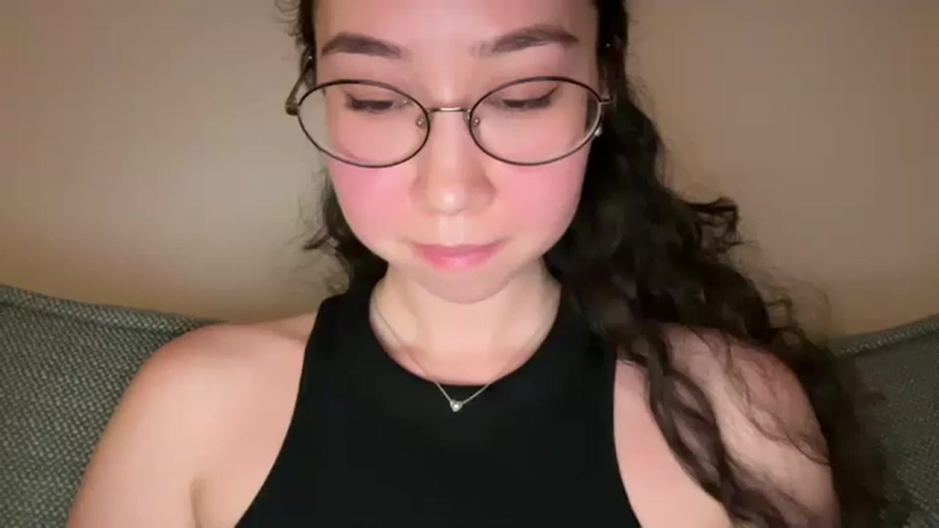 Gallery image thumbnail from cute_asian69's myfreecams stream on, 06/07/2023, 23:45 image 17 of 20