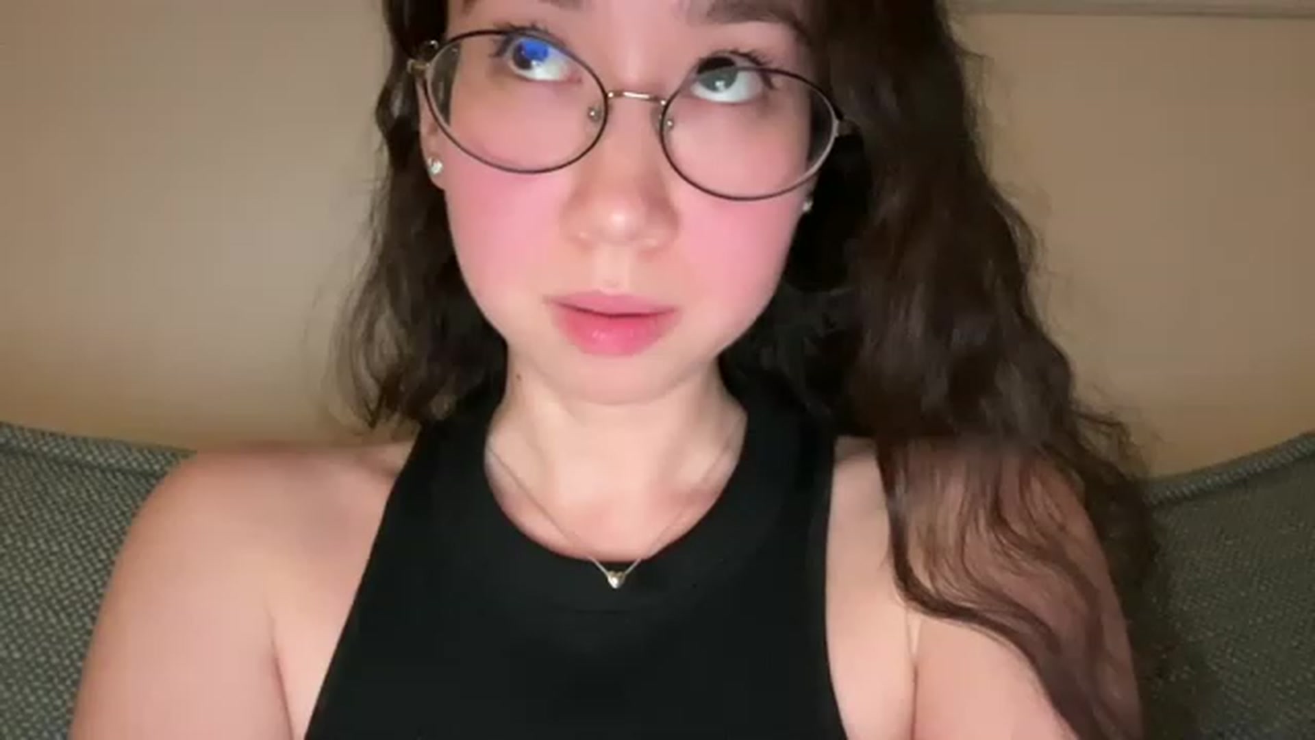 Gallery image thumbnail from cute_asian69's myfreecams stream on, 06/07/2023, 23:45 image 19 of 20