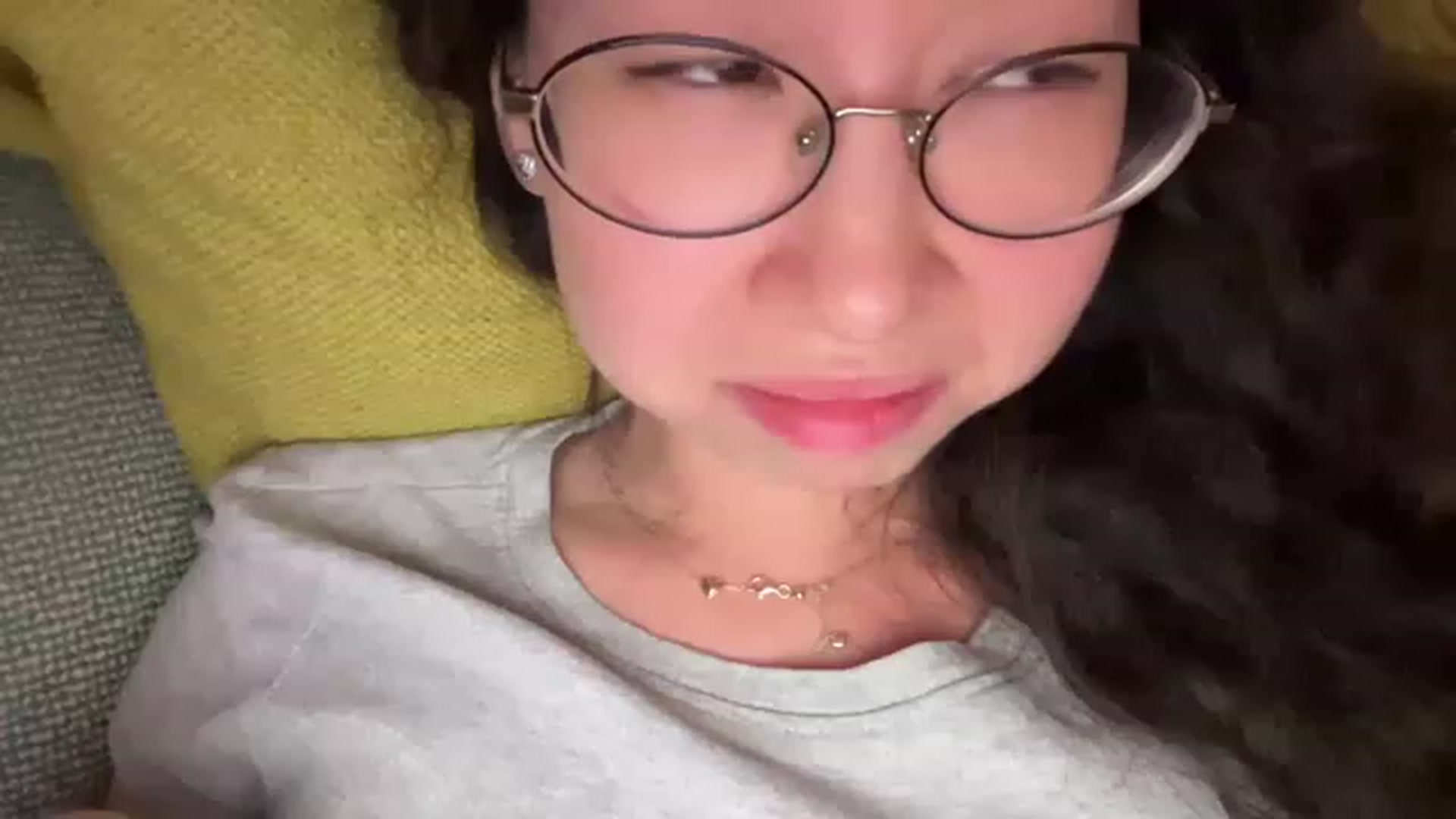 Gallery image thumbnail from cute_asian69's myfreecams stream on, 06/12/2023, 02:06 image 16 of 20