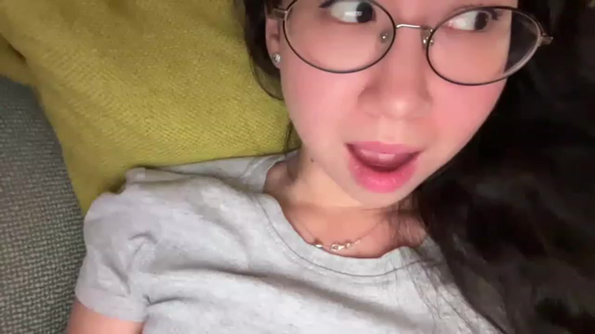 Gallery image thumbnail from cute_asian69's myfreecams stream on, 06/12/2023, 02:06 image 11 of 20