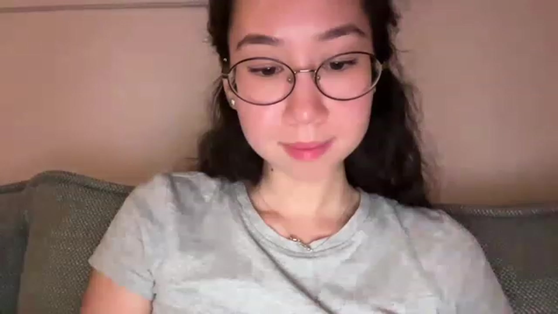 Gallery image thumbnail from cute_asian69's myfreecams stream on, 06/12/2023, 02:06 image 6 of 20