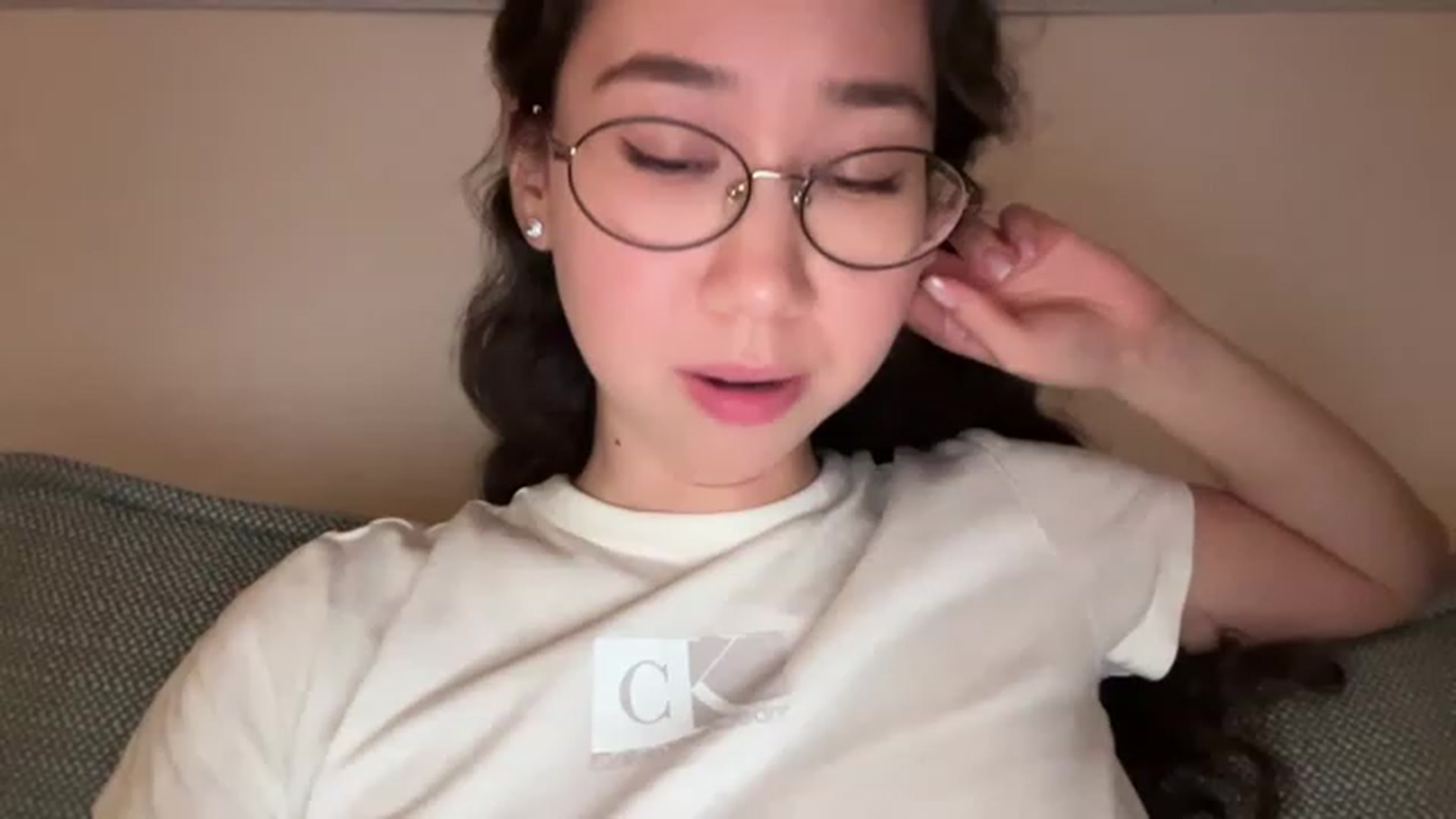 Gallery image thumbnail from cute_asian69's myfreecams stream on, 06/12/2023, 23:23 image 14 of 20