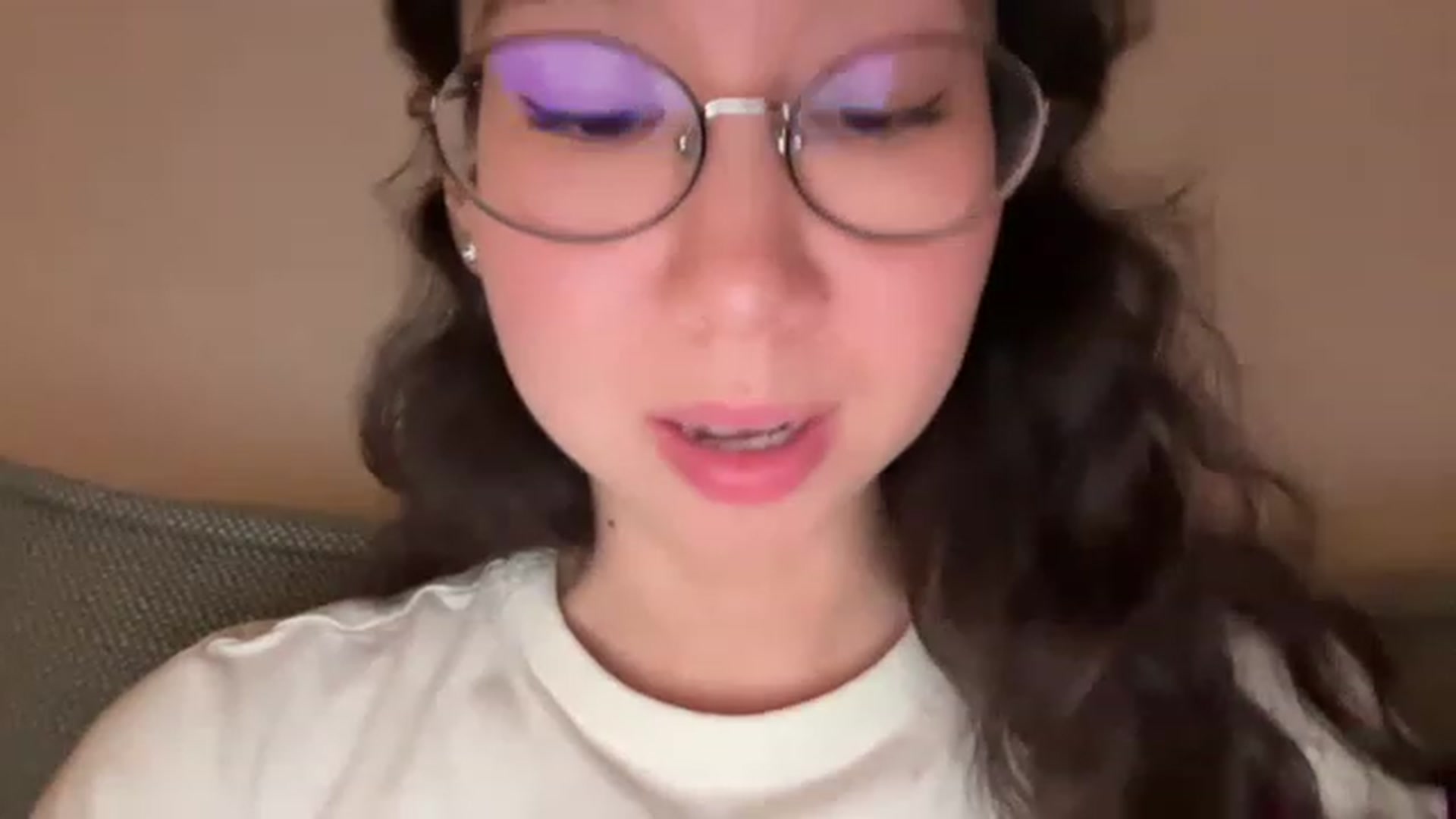 Gallery image thumbnail from cute_asian69's myfreecams stream on, 06/12/2023, 23:23 image 16 of 20