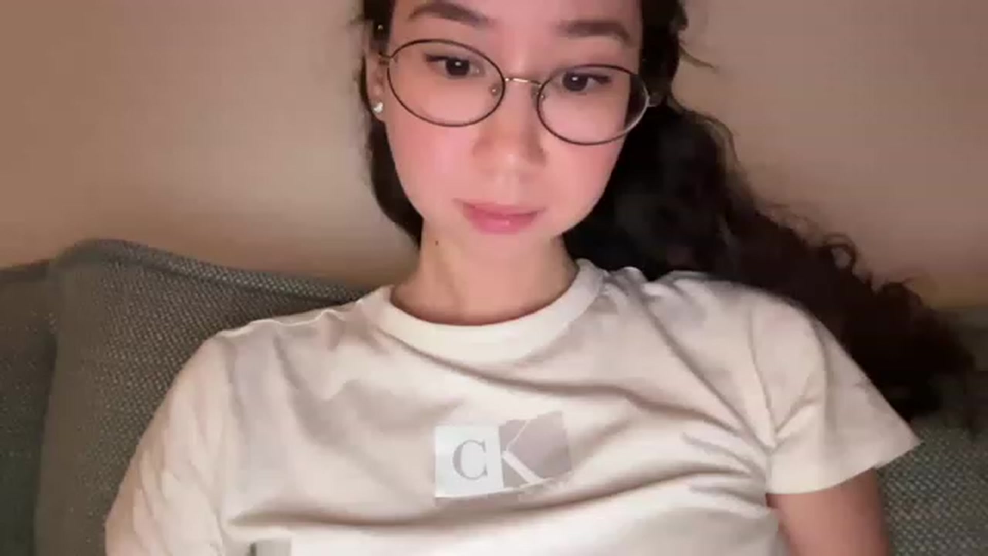 Gallery image thumbnail from cute_asian69's myfreecams stream on, 06/12/2023, 23:23 image 2 of 20