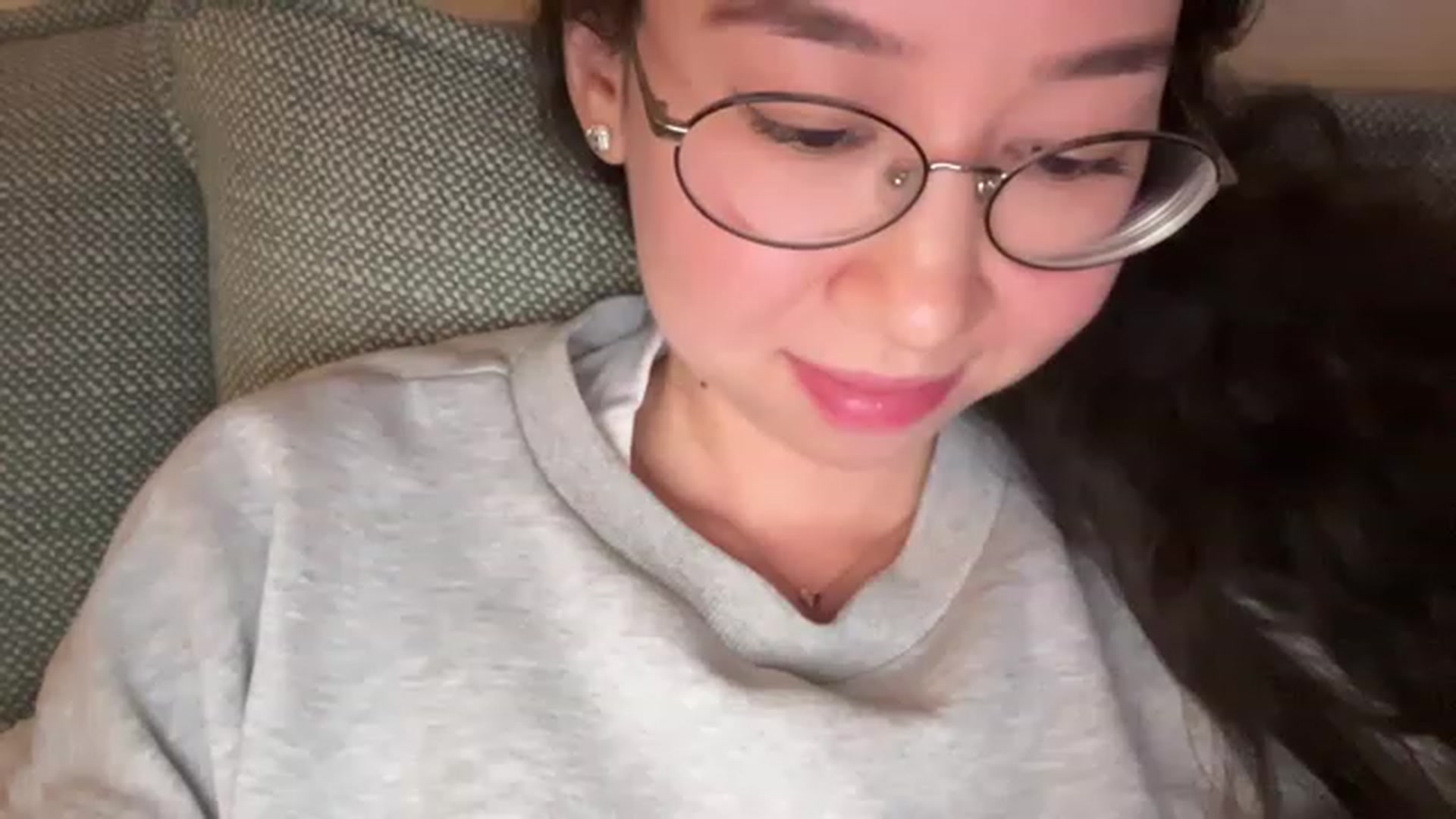 Gallery image thumbnail from cute_asian69's myfreecams stream on, 06/13/2023, 23:56 image 5 of 20