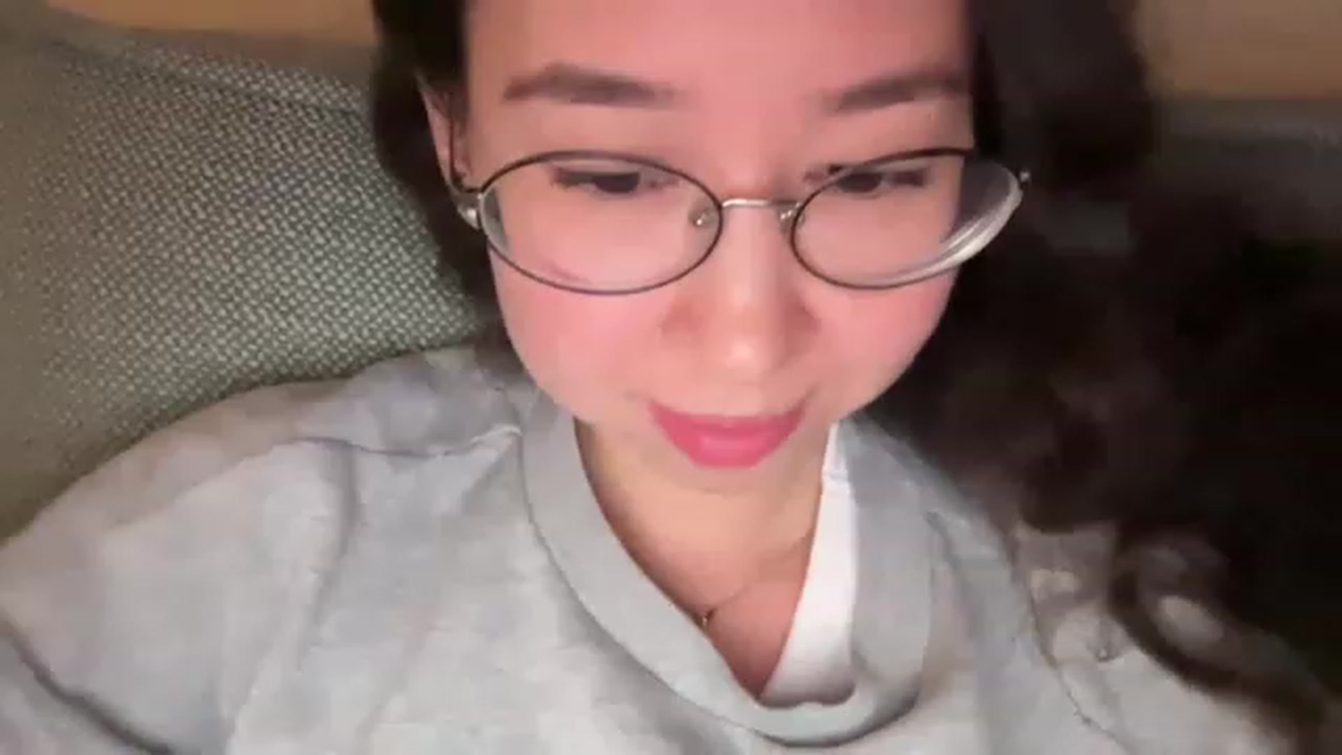 Gallery image thumbnail from cute_asian69's myfreecams stream on, 06/13/2023, 23:56 image 14 of 20