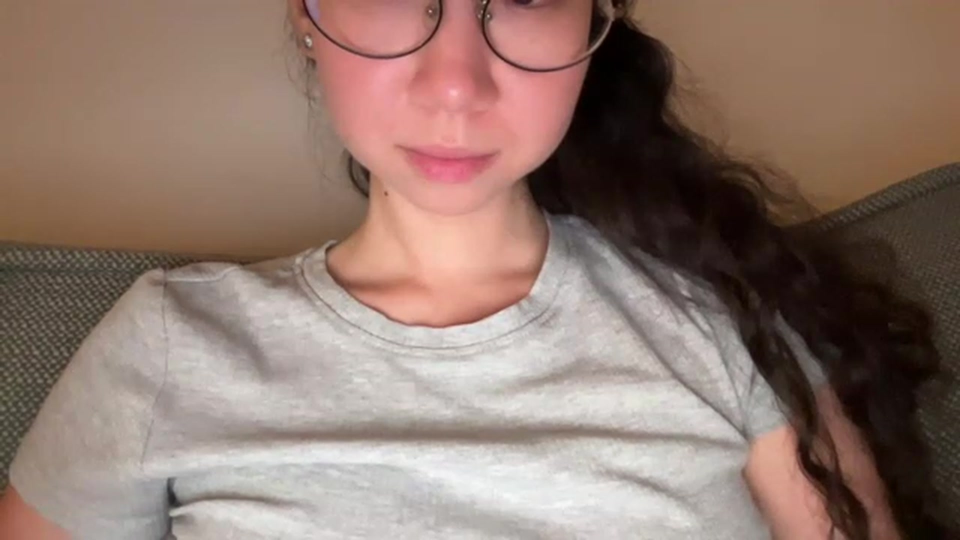 Gallery image thumbnail from cute_asian69's myfreecams stream on, 06/16/2023, 24:02 image 12 of 20