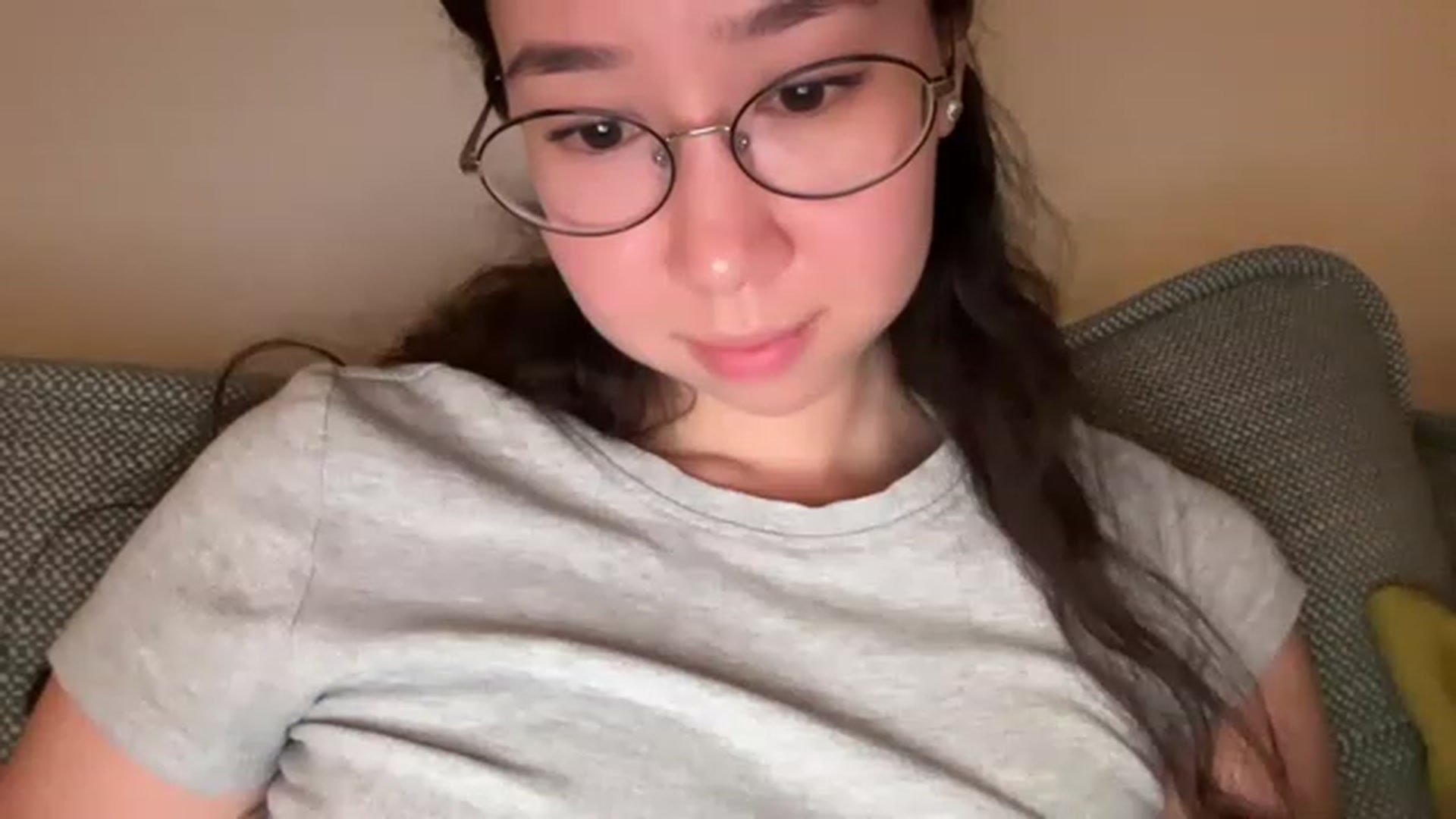Gallery image thumbnail from cute_asian69's myfreecams stream on, 06/16/2023, 24:02 image 20 of 20