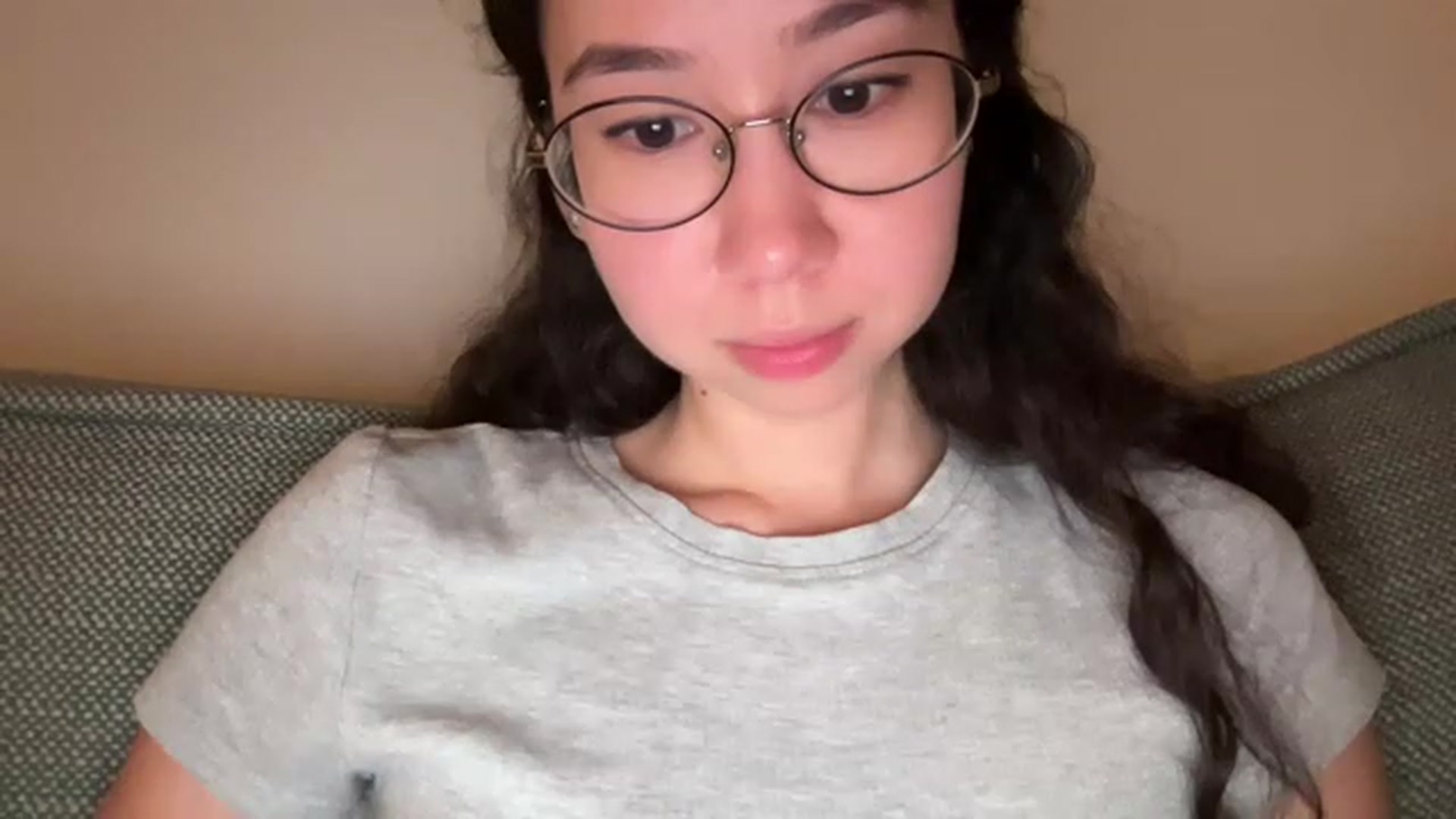 Gallery image thumbnail from cute_asian69's myfreecams stream on, 06/16/2023, 24:02 image 13 of 20