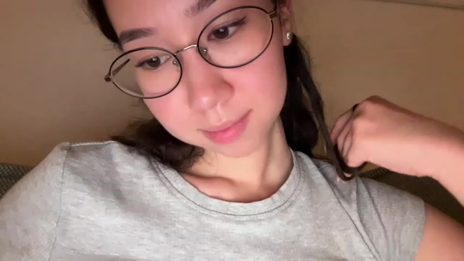 Gallery image thumbnail from cute_asian69's myfreecams stream on, 06/16/2023, 01:43 image 15 of 20