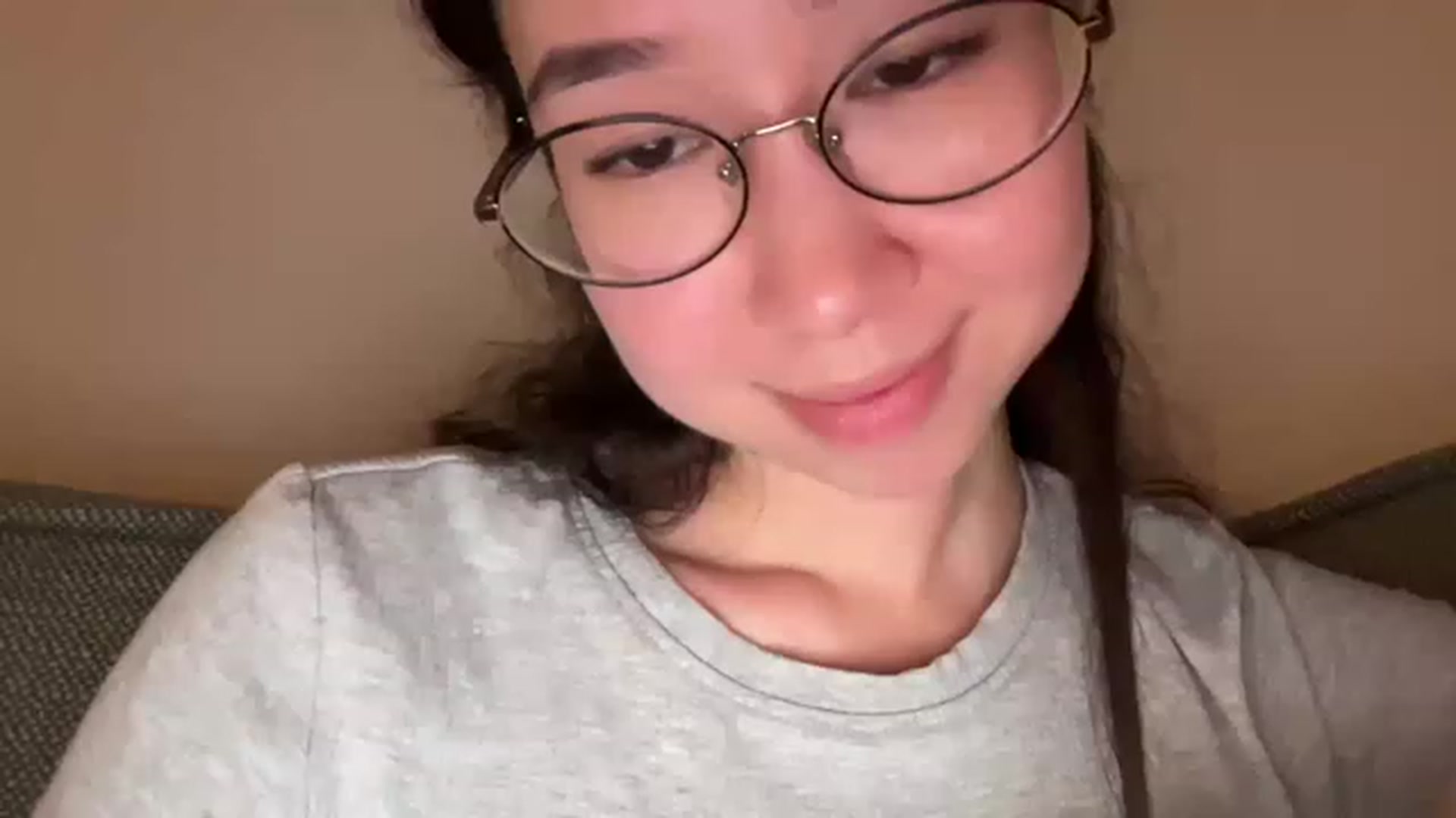 Gallery image thumbnail from cute_asian69's myfreecams stream on, 06/16/2023, 01:43 image 14 of 20