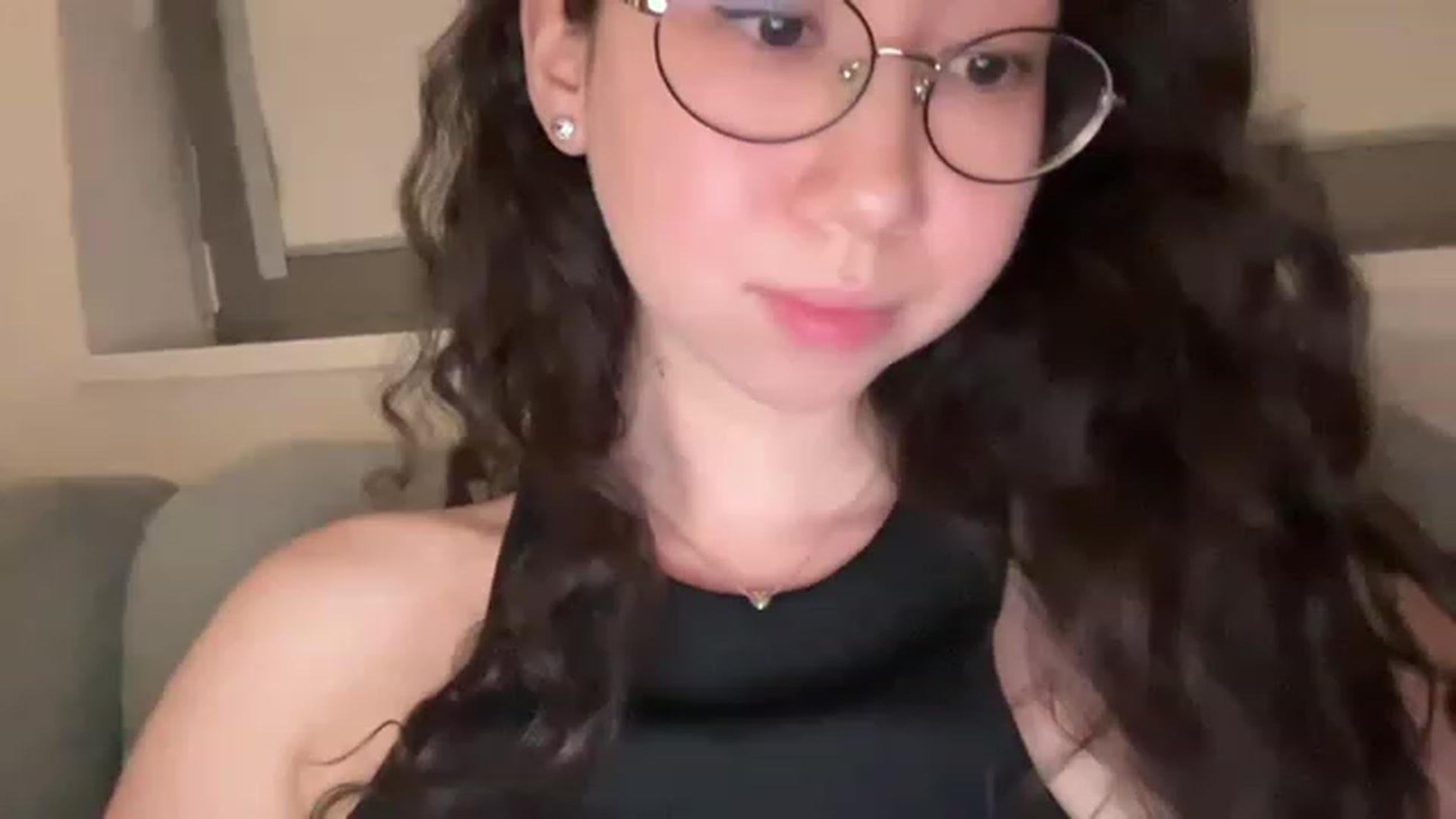 Gallery image thumbnail from cute_asian69's myfreecams stream on, 06/25/2023, 24:03 image 1 of 20