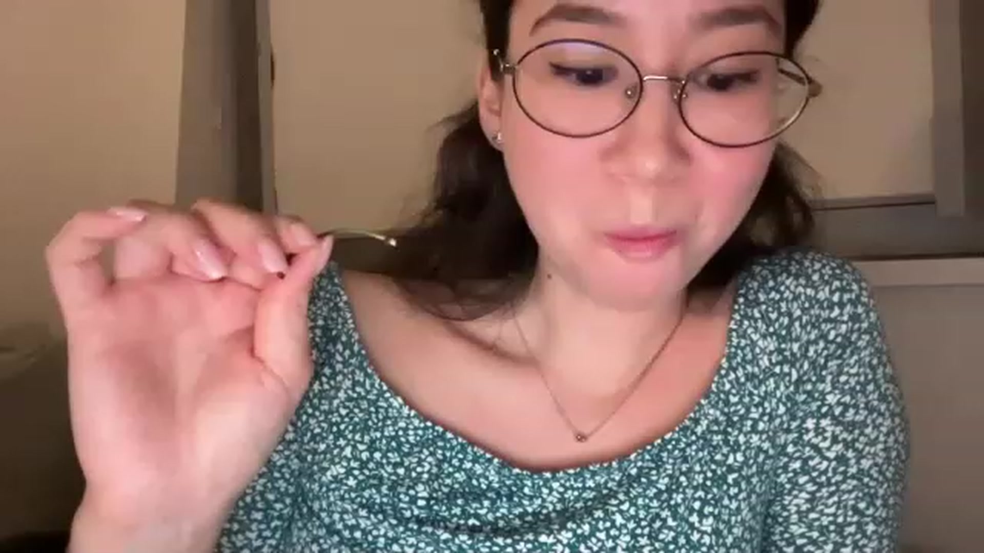 Gallery image thumbnail from cute_asian69's myfreecams stream on, 06/26/2023, 24:24 image 6 of 20