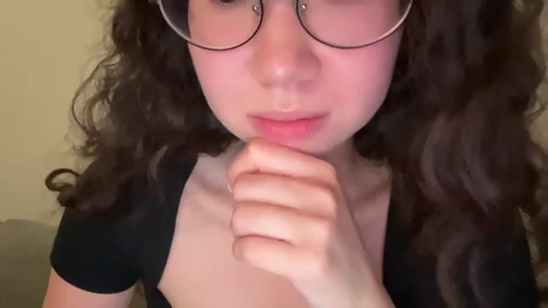 Gallery image thumbnail from cute_asian69's myfreecams stream on, 06/29/2023, 23:54 image 10 of 20
