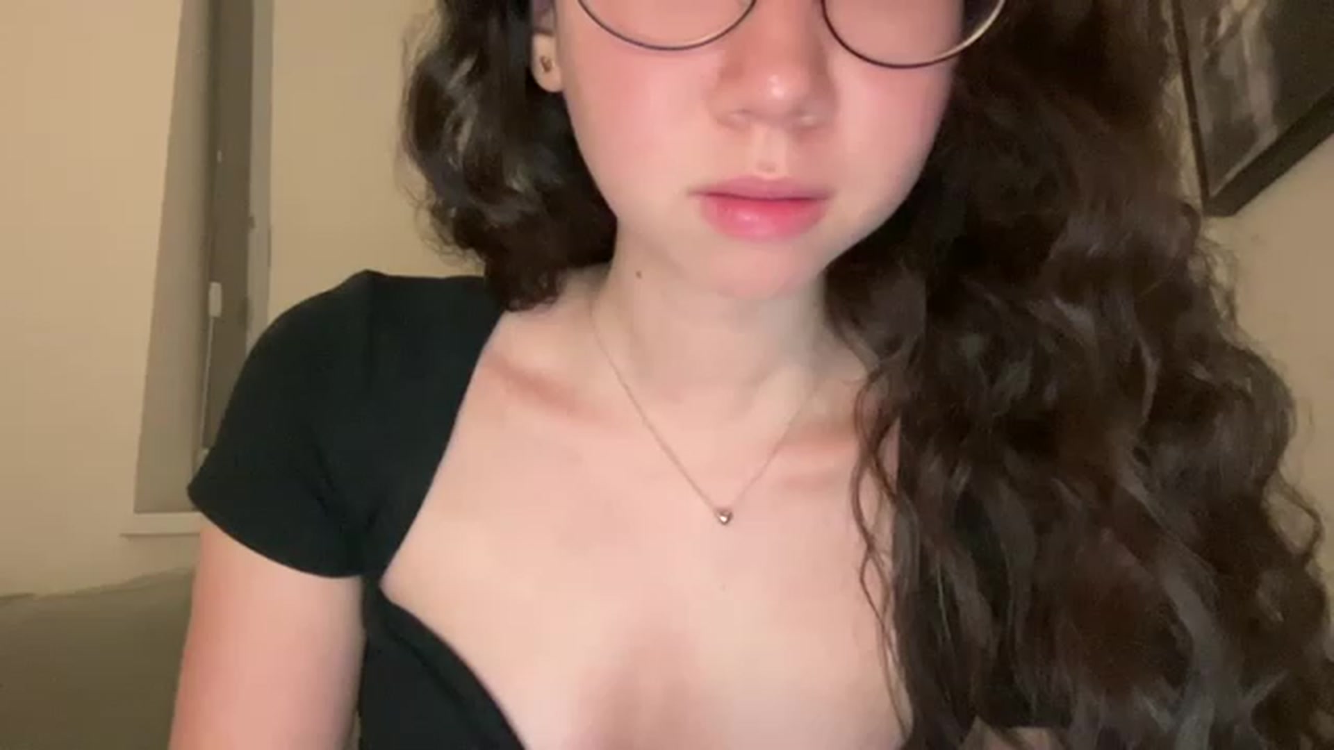 Gallery image thumbnail from cute_asian69's myfreecams stream on, 07/03/2023, 21:36 image 1 of 20