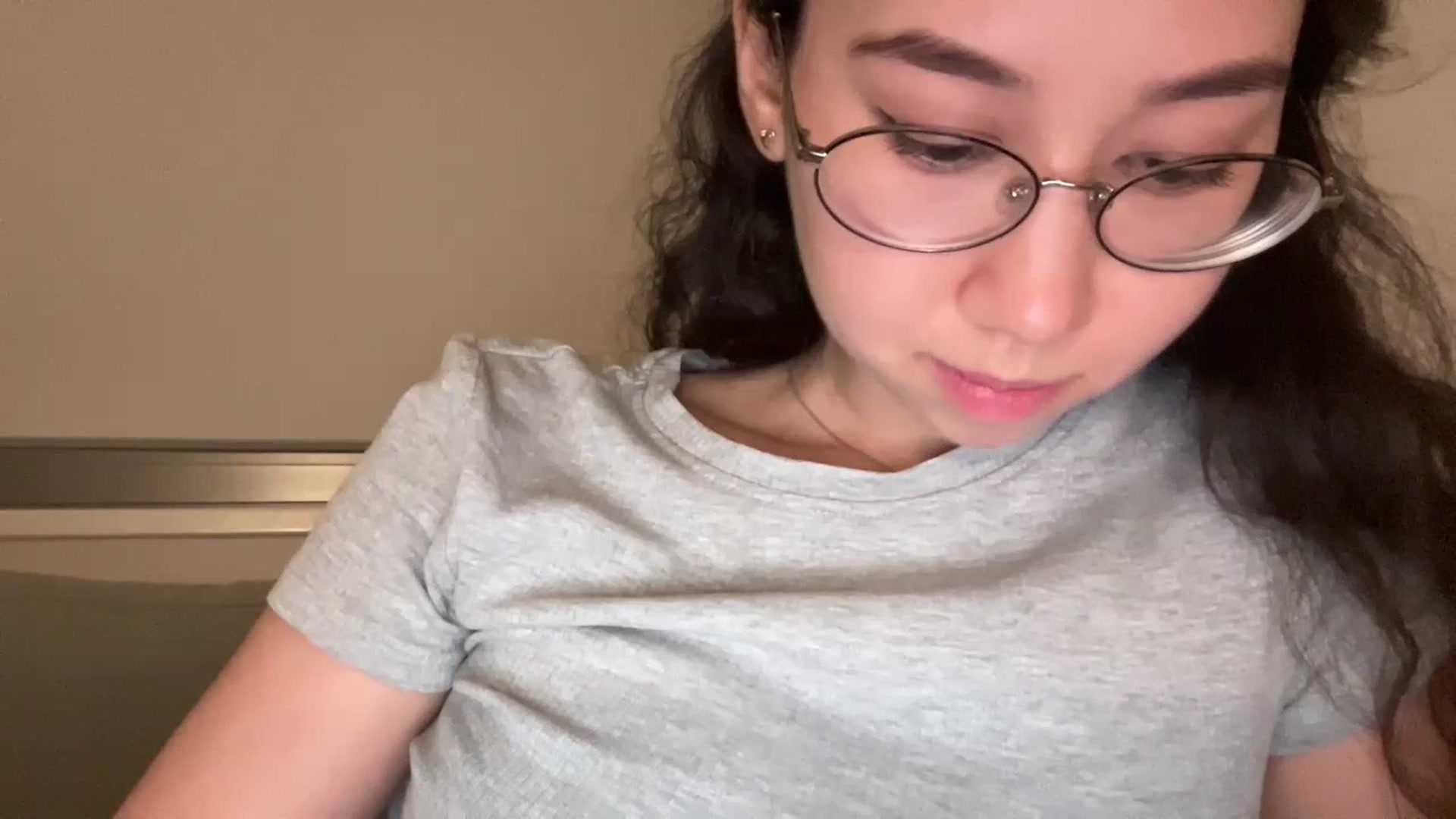 Gallery image thumbnail from cute_asian69's myfreecams stream on, 07/06/2023, 24:52 image 5 of 20