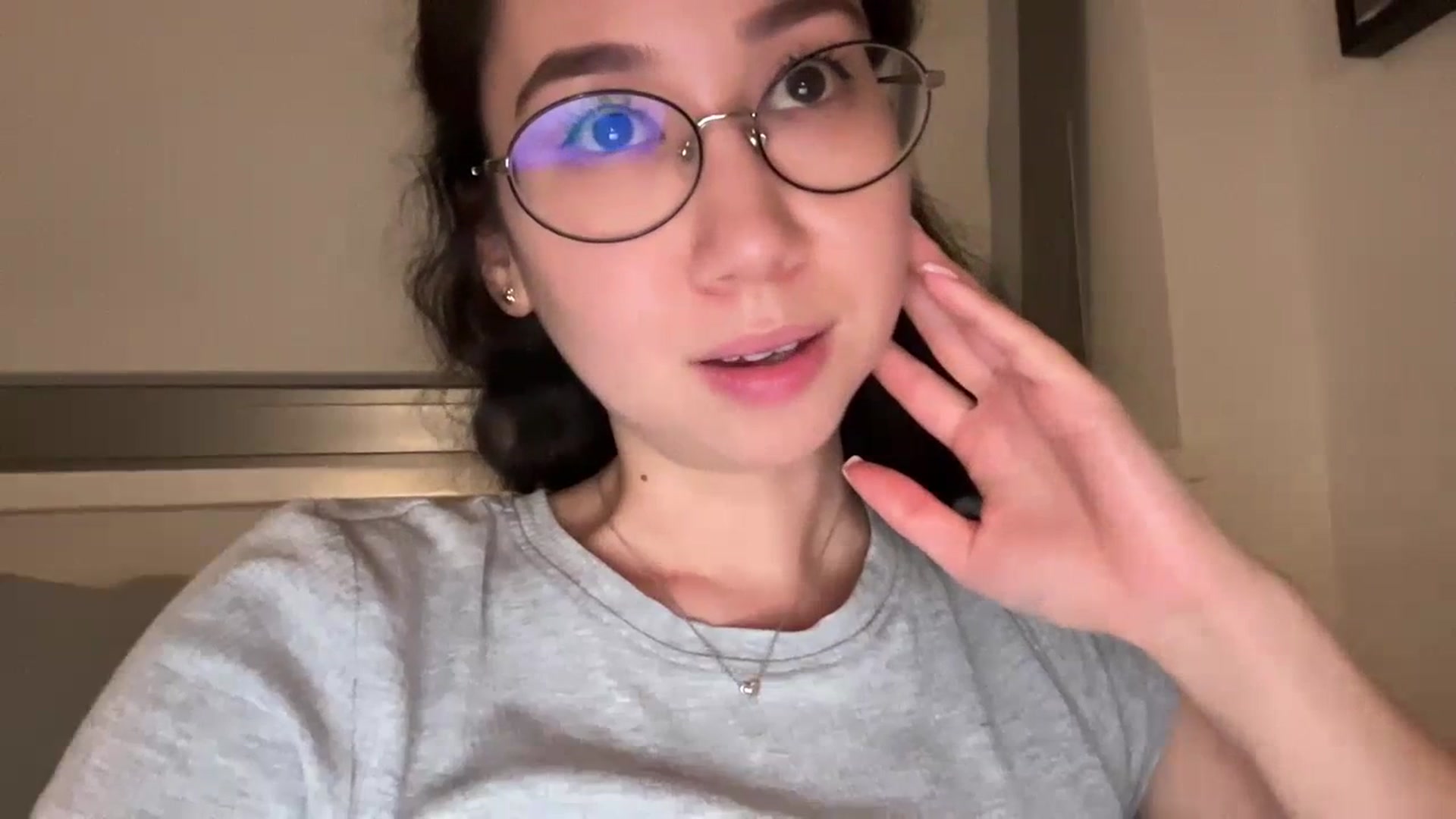 Gallery image thumbnail from cute_asian69's myfreecams stream on, 07/06/2023, 24:52 image 2 of 20