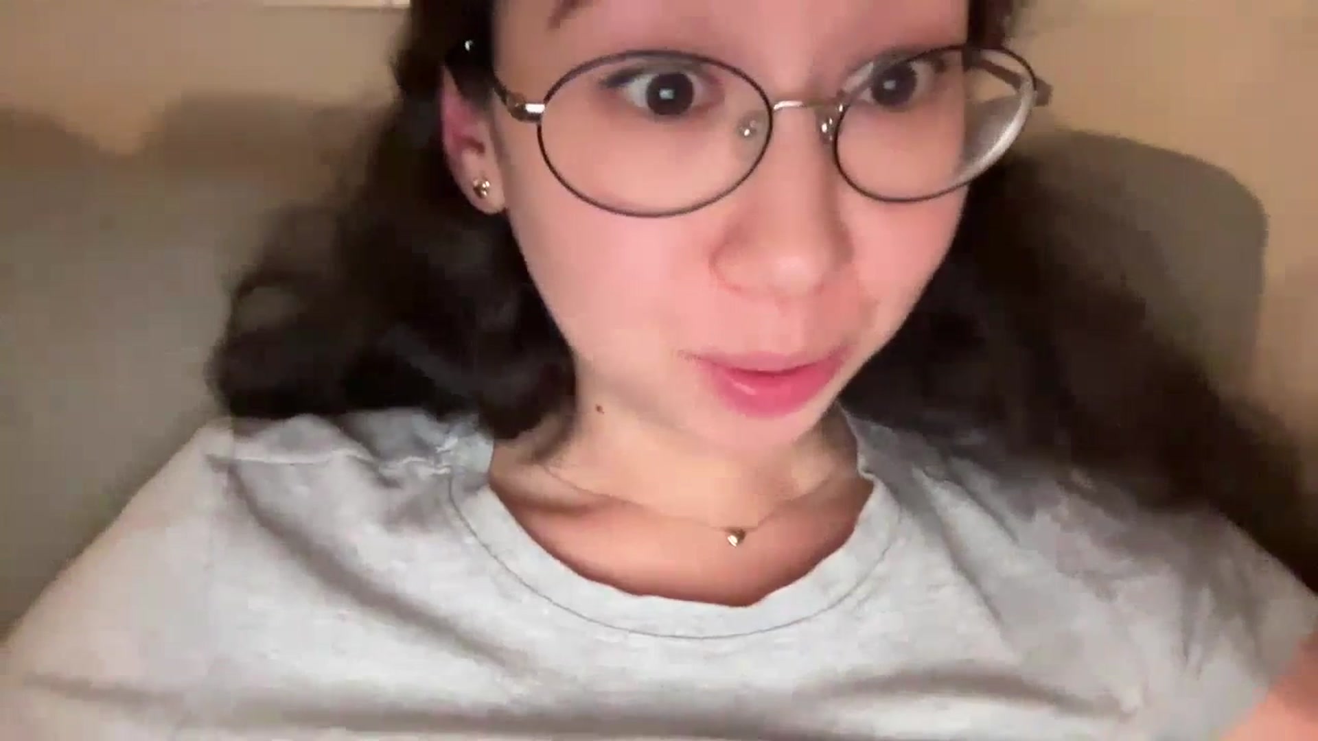 Gallery image thumbnail from cute_asian69's myfreecams stream on, 07/06/2023, 24:52 image 7 of 20