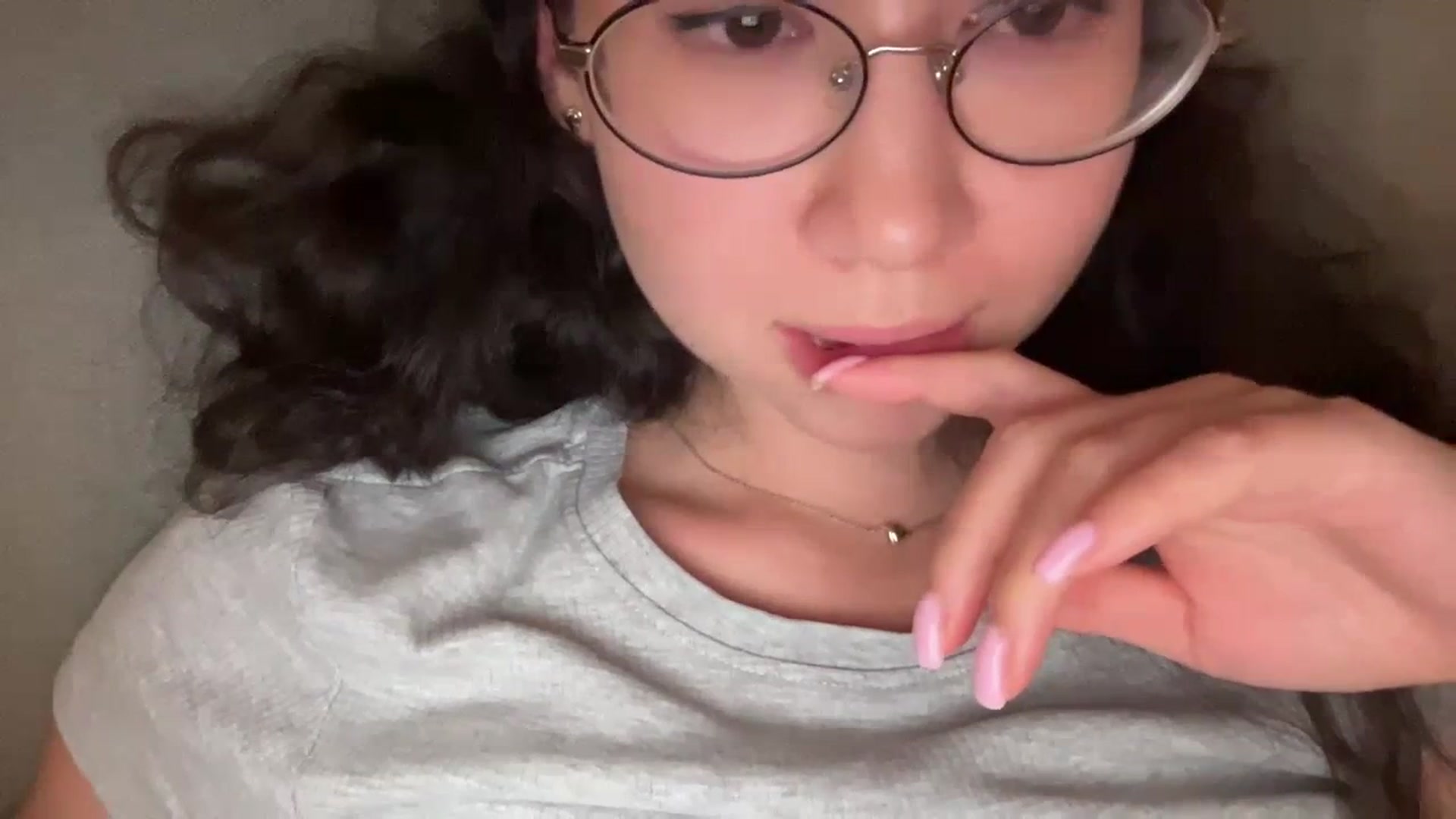Gallery image thumbnail from cute_asian69's myfreecams stream on, 07/06/2023, 24:52 image 8 of 20