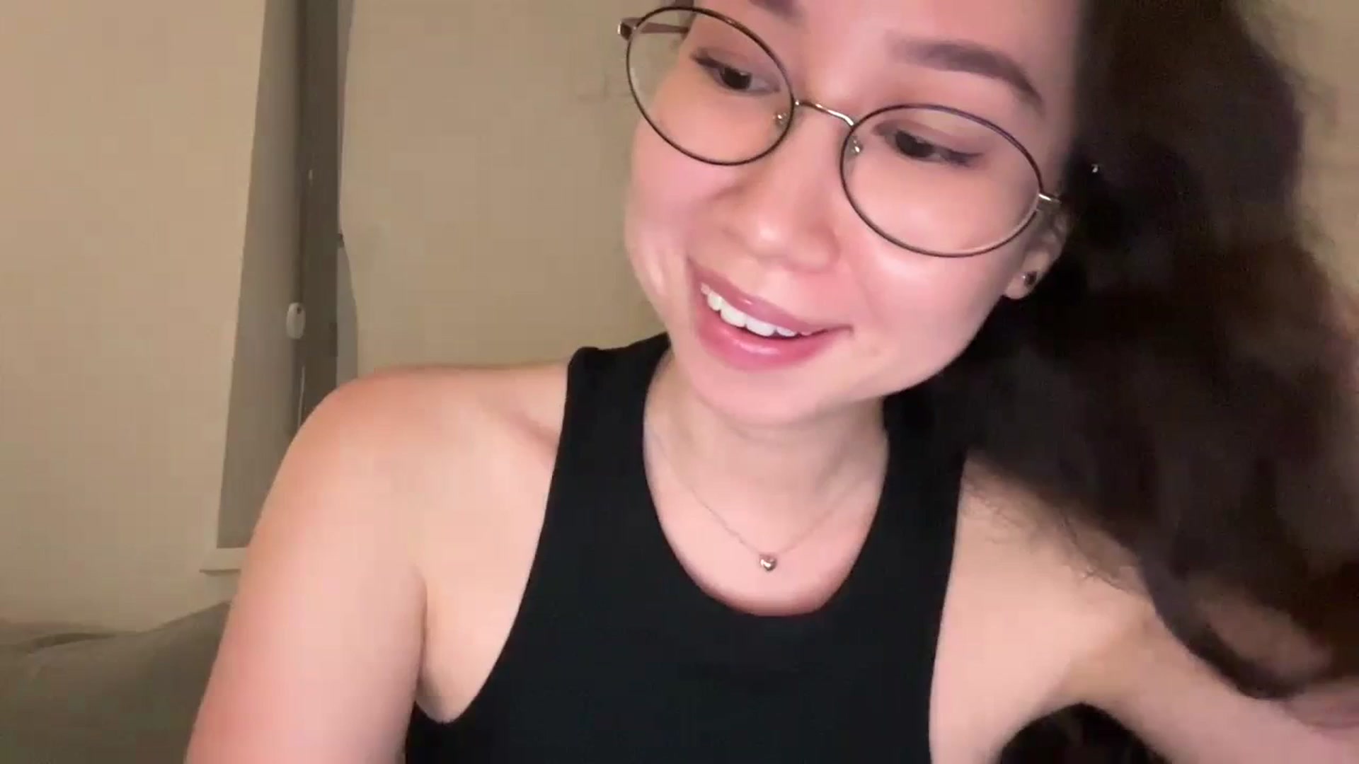 Gallery image thumbnail from cute_asian69's myfreecams stream on, 07/12/2023, 24:20 image 1 of 20
