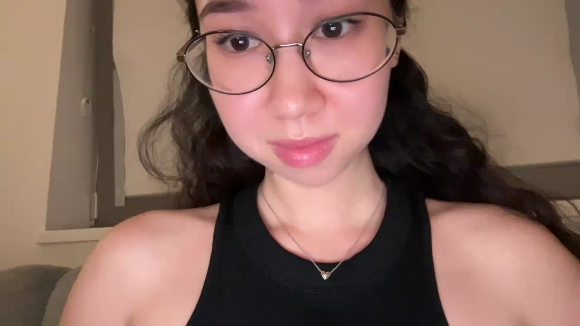 Gallery image thumbnail from cute_asian69's myfreecams stream on, 07/12/2023, 24:20 image 19 of 20