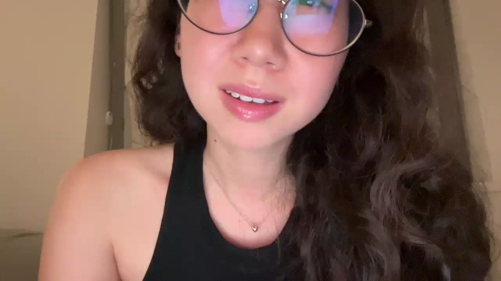 Gallery image thumbnail from cute_asian69's myfreecams stream on, 07/12/2023, 24:20 image 5 of 20