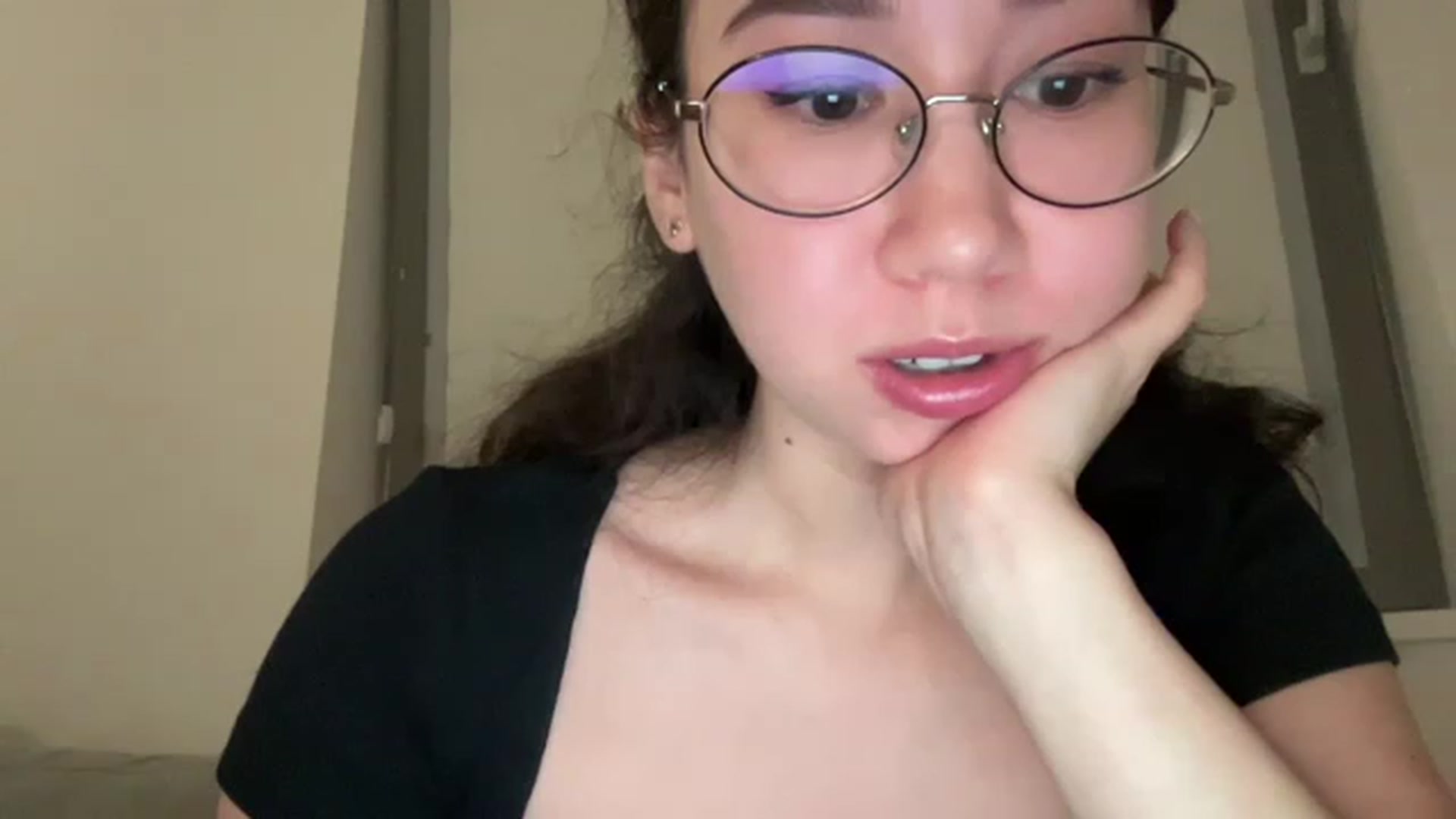 Gallery image thumbnail from cute_asian69's myfreecams stream on, 07/13/2023, 24:03 image 1 of 20