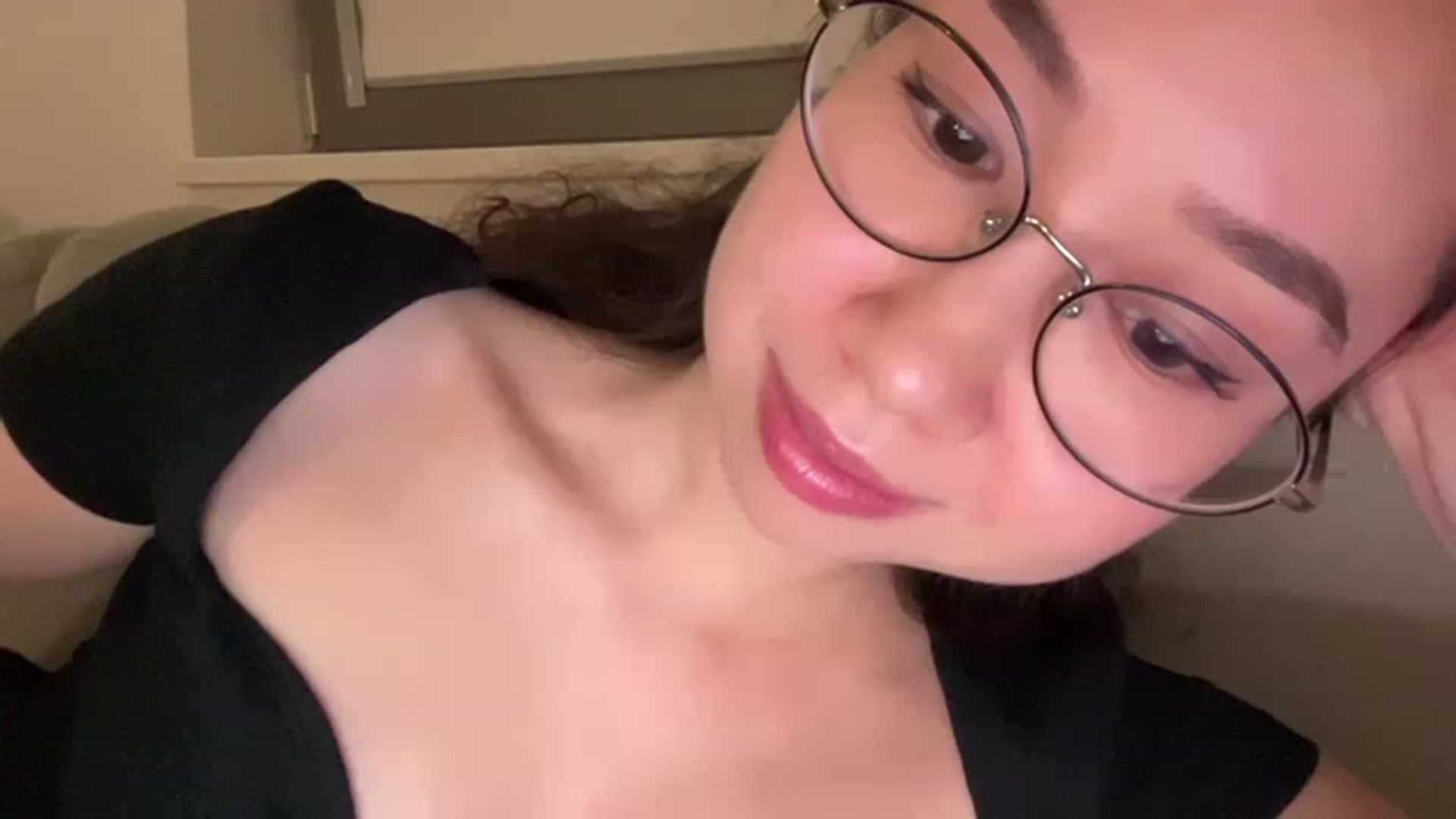 Gallery image thumbnail from cute_asian69's myfreecams stream on, 07/13/2023, 24:03 image 2 of 20