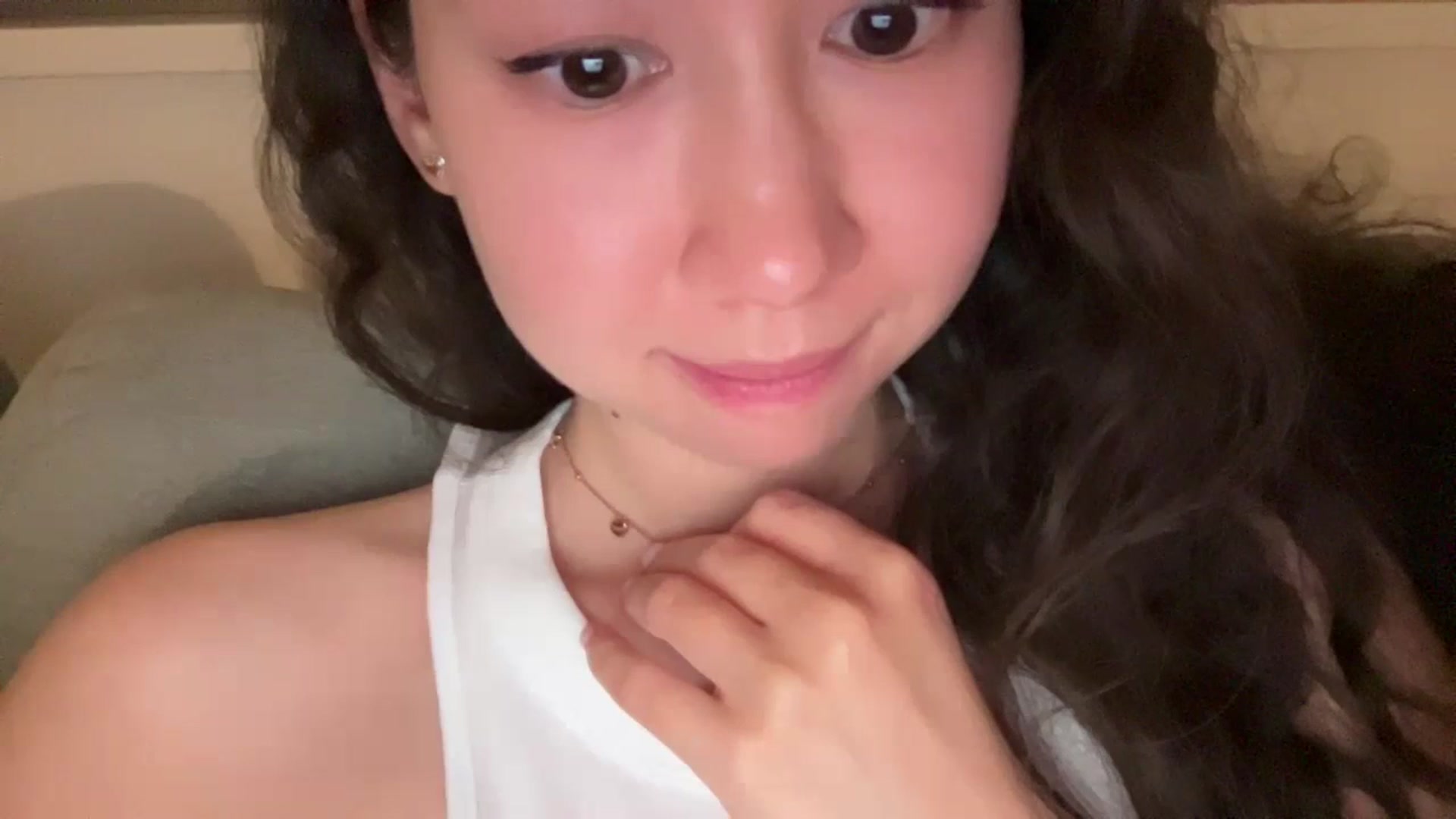 Gallery image thumbnail from cute_asian69's myfreecams stream on, 07/17/2023, 24:10 image 14 of 20