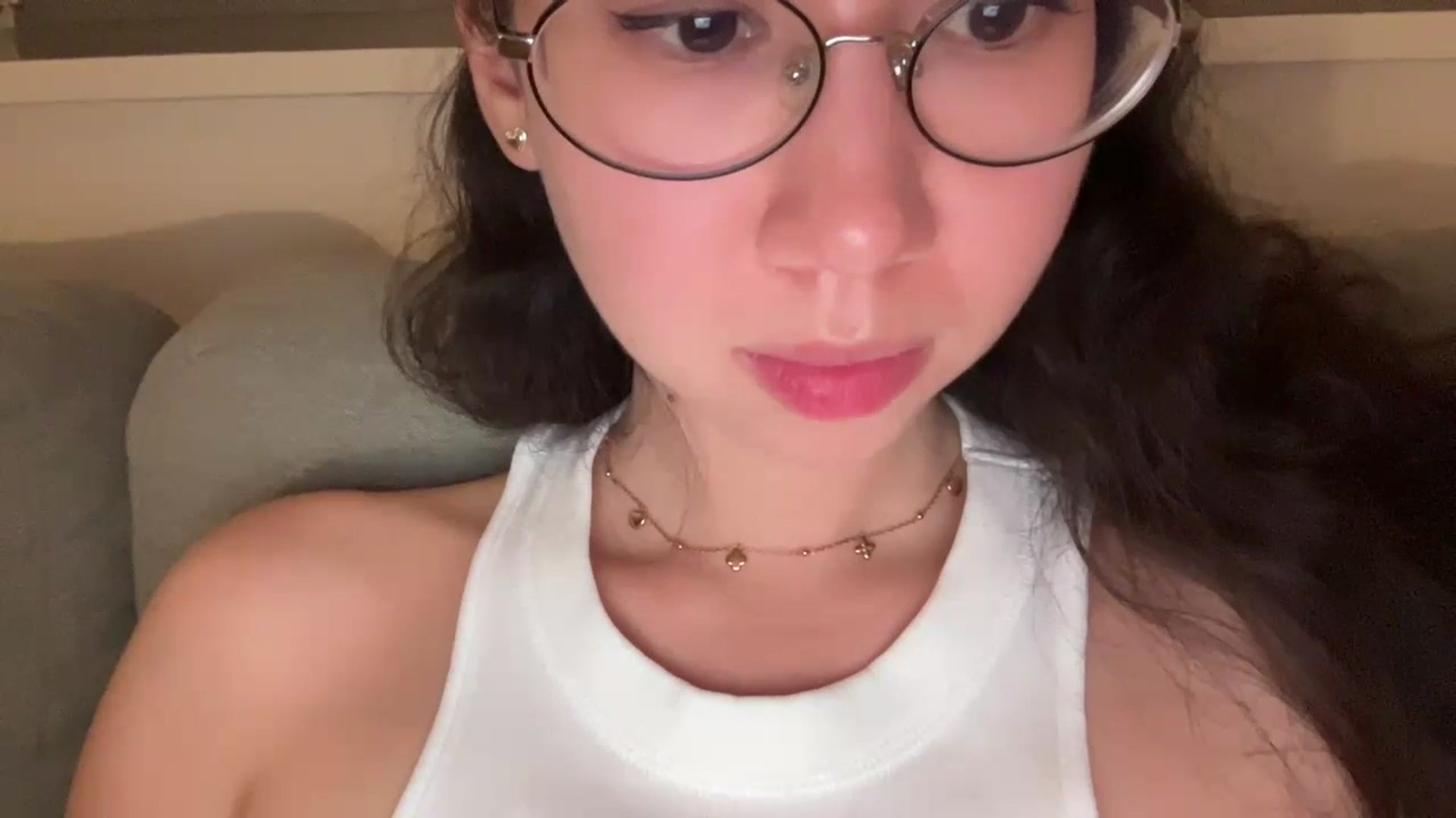 Gallery image thumbnail from cute_asian69's myfreecams stream on, 07/17/2023, 24:10 image 19 of 20